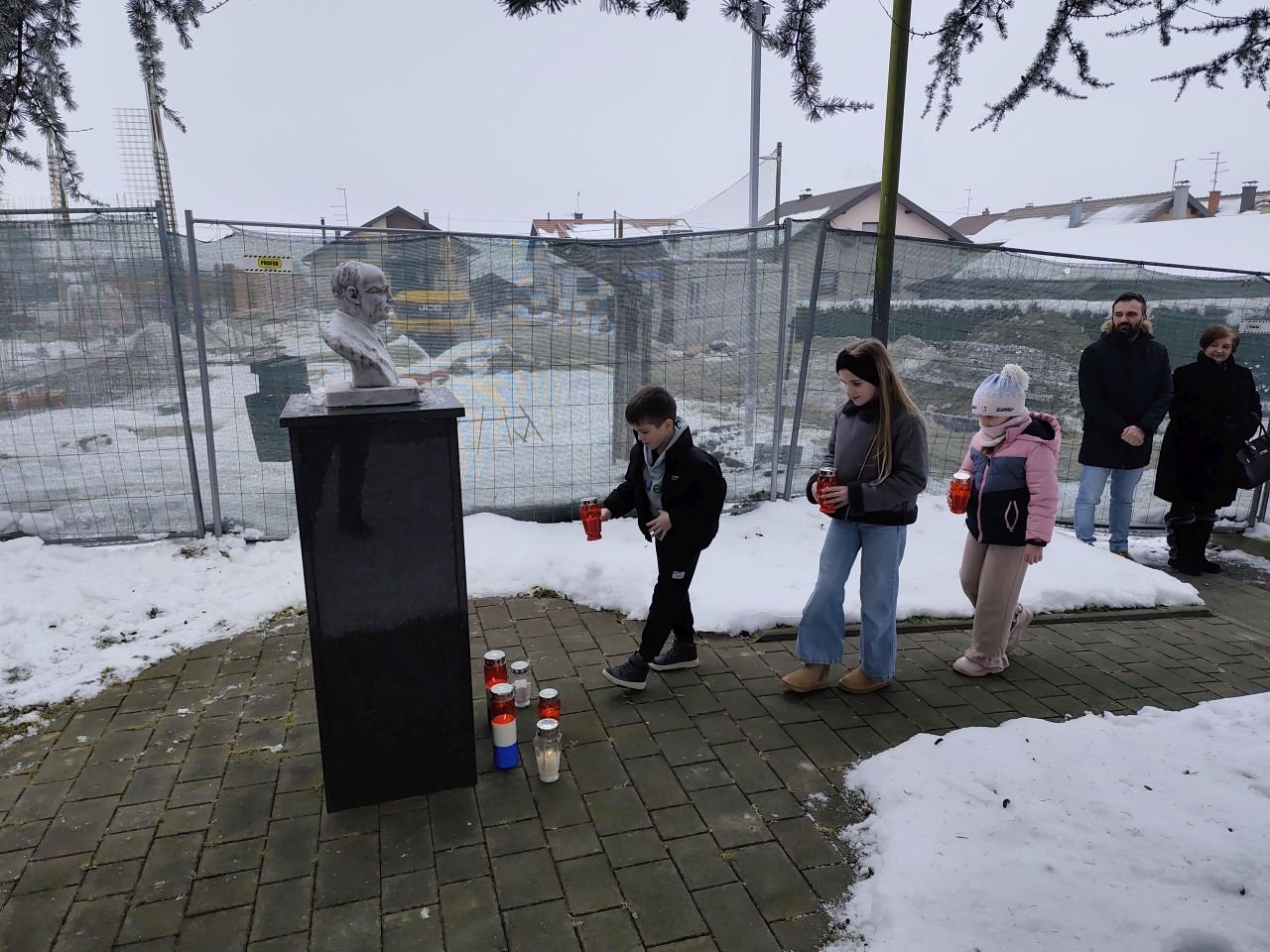 OŠ VRATIŠINEC Učenici obilježili 136. rođendan Vinka Žganca (5)