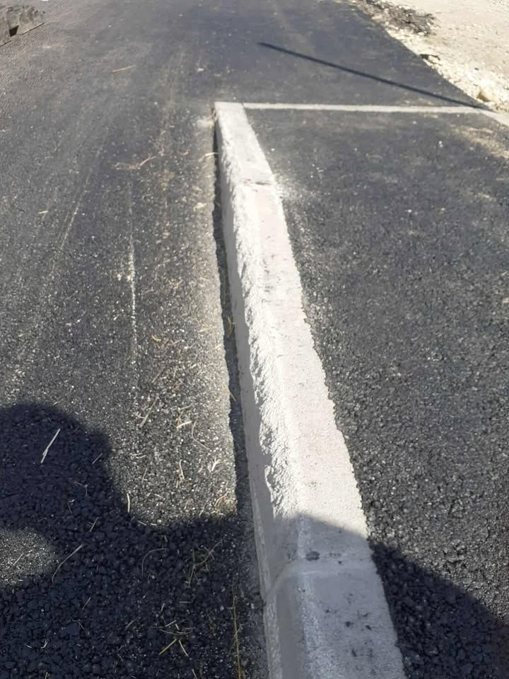 OŠTEĆENI RUBNICI Nova autobusna stanica u Ivanovcu, ali rubnici već oštećeni (1)