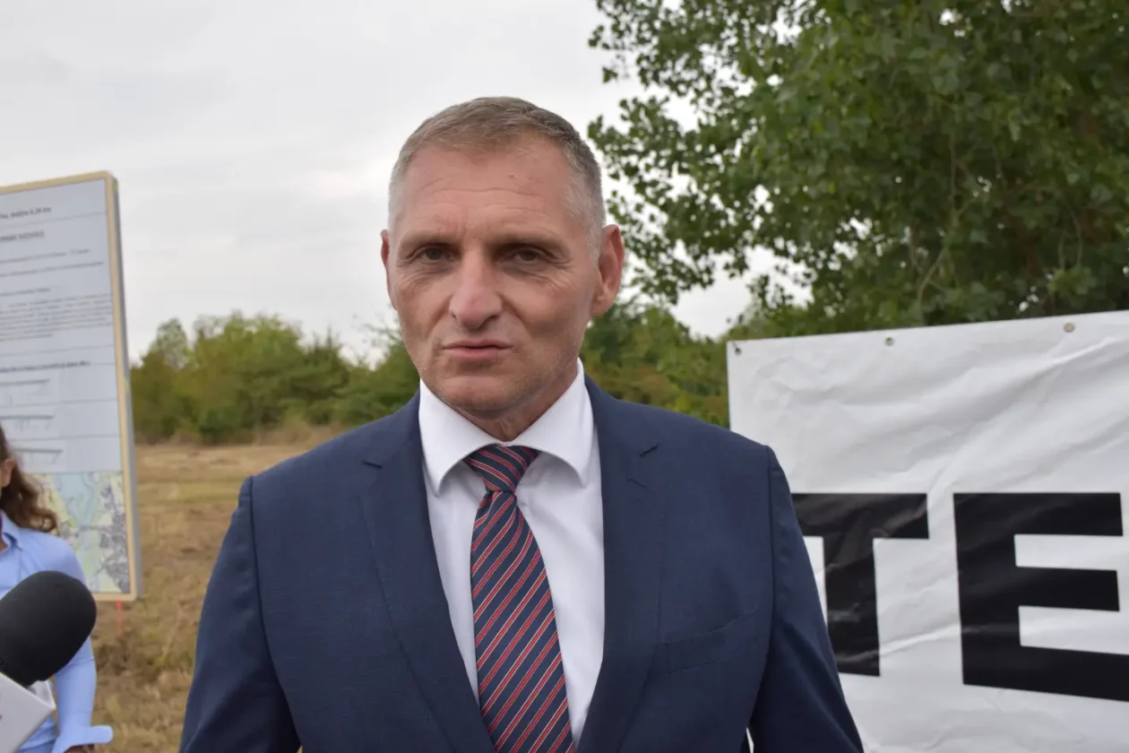 Obilaznica Nedelišće uvođenje u rad Tegra Hrvatske ceste (10) Obilaznica Nedelišće uvođenje u rad Tegra Hrvatske ceste (10)