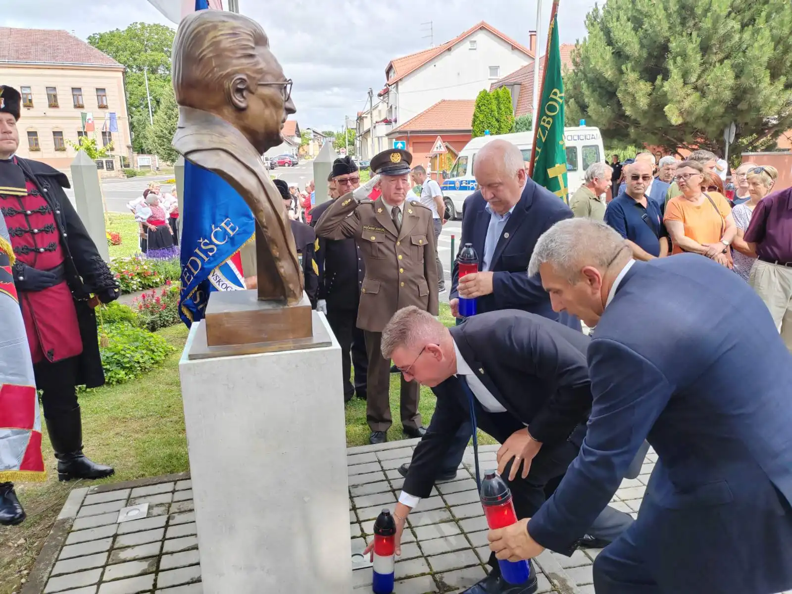Obilježena 33. obljetnica zaustavljanja tenkova JNA (22) Obilježena 33. obljetnica zaustavljanja tenkova JNA (22)