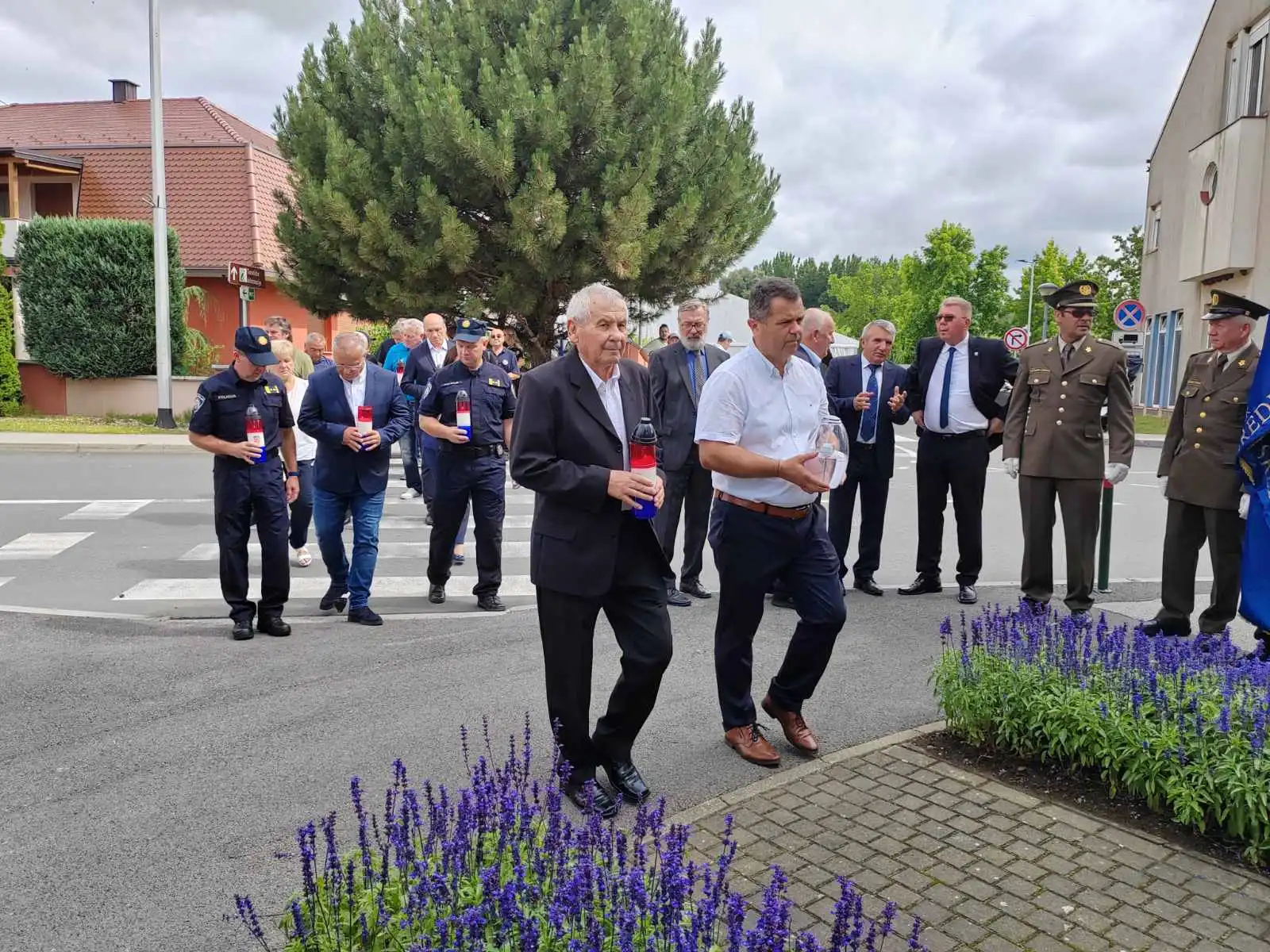Obilježena 33. obljetnica zaustavljanja tenkova JNA (7) Obilježena 33. obljetnica zaustavljanja tenkova JNA (7)