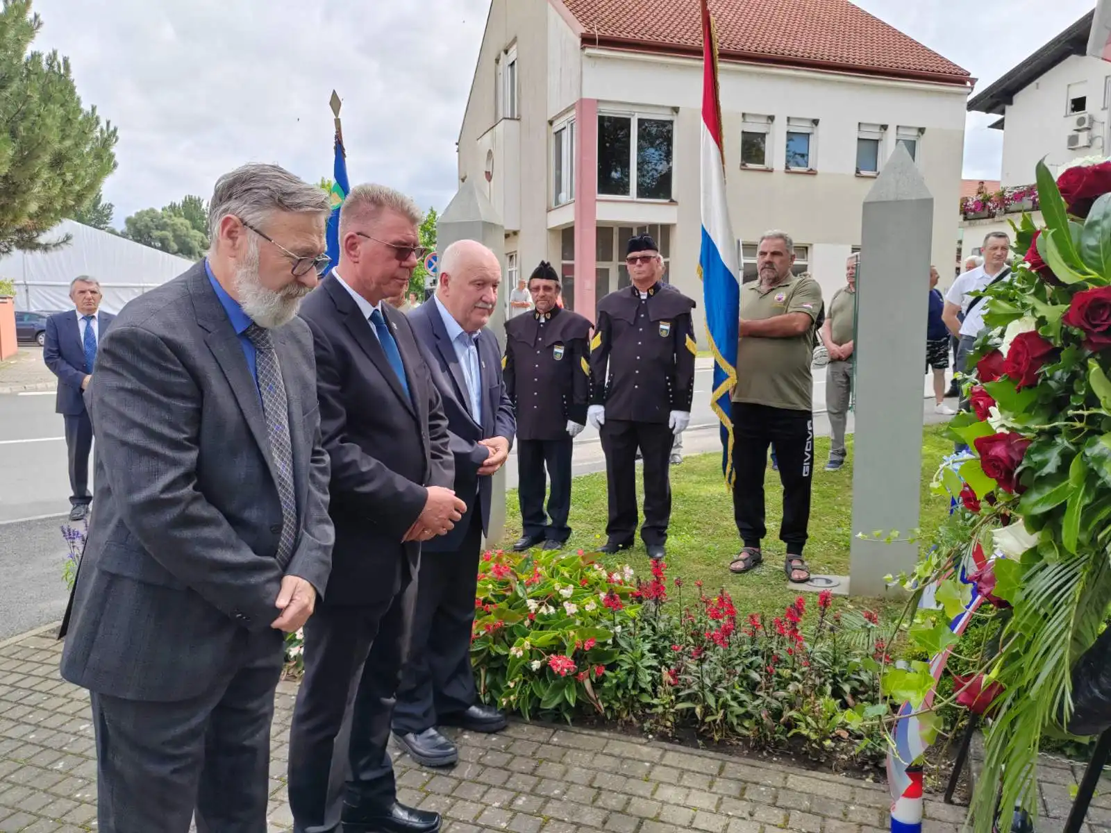 Obilježena 33. obljetnica zaustavljanja tenkova JNA (8) Obilježena 33. obljetnica zaustavljanja tenkova JNA (8)