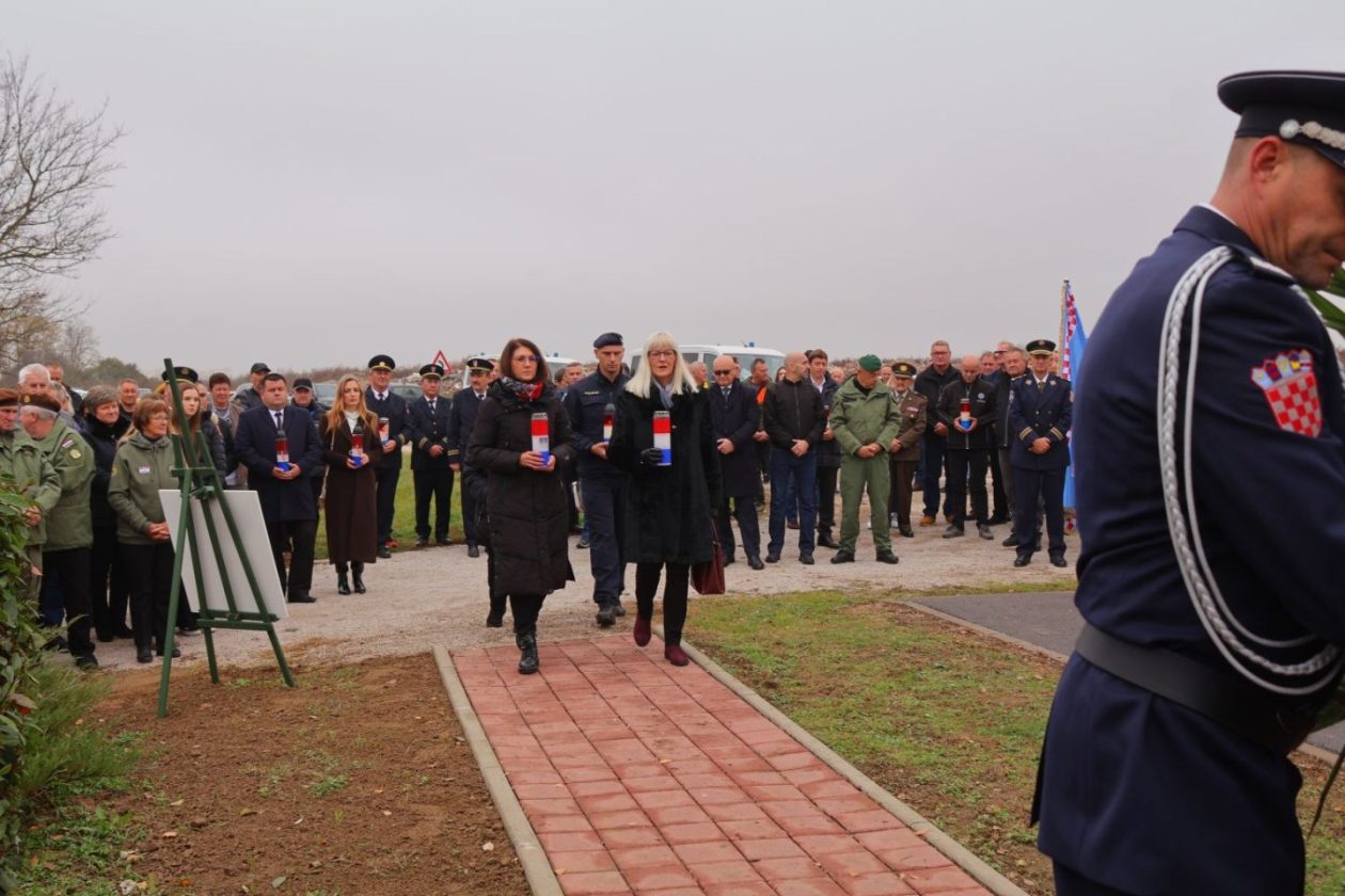 Obilježena 34. godišnjica pogibije pripadnika SJP Roda Čakovec se prisjetio trojice Međimuraca (15)