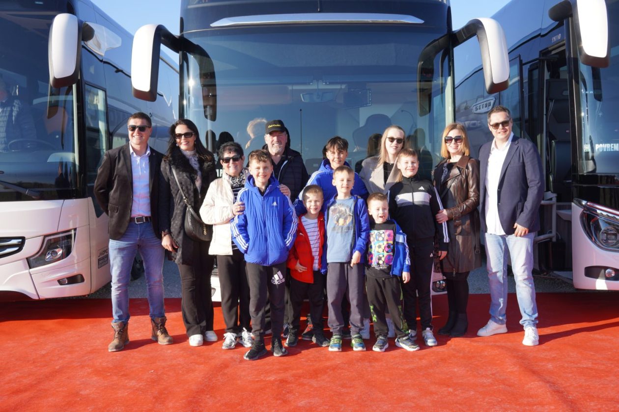 Obitelj Jakopić Travel promocija vozni park (141)
