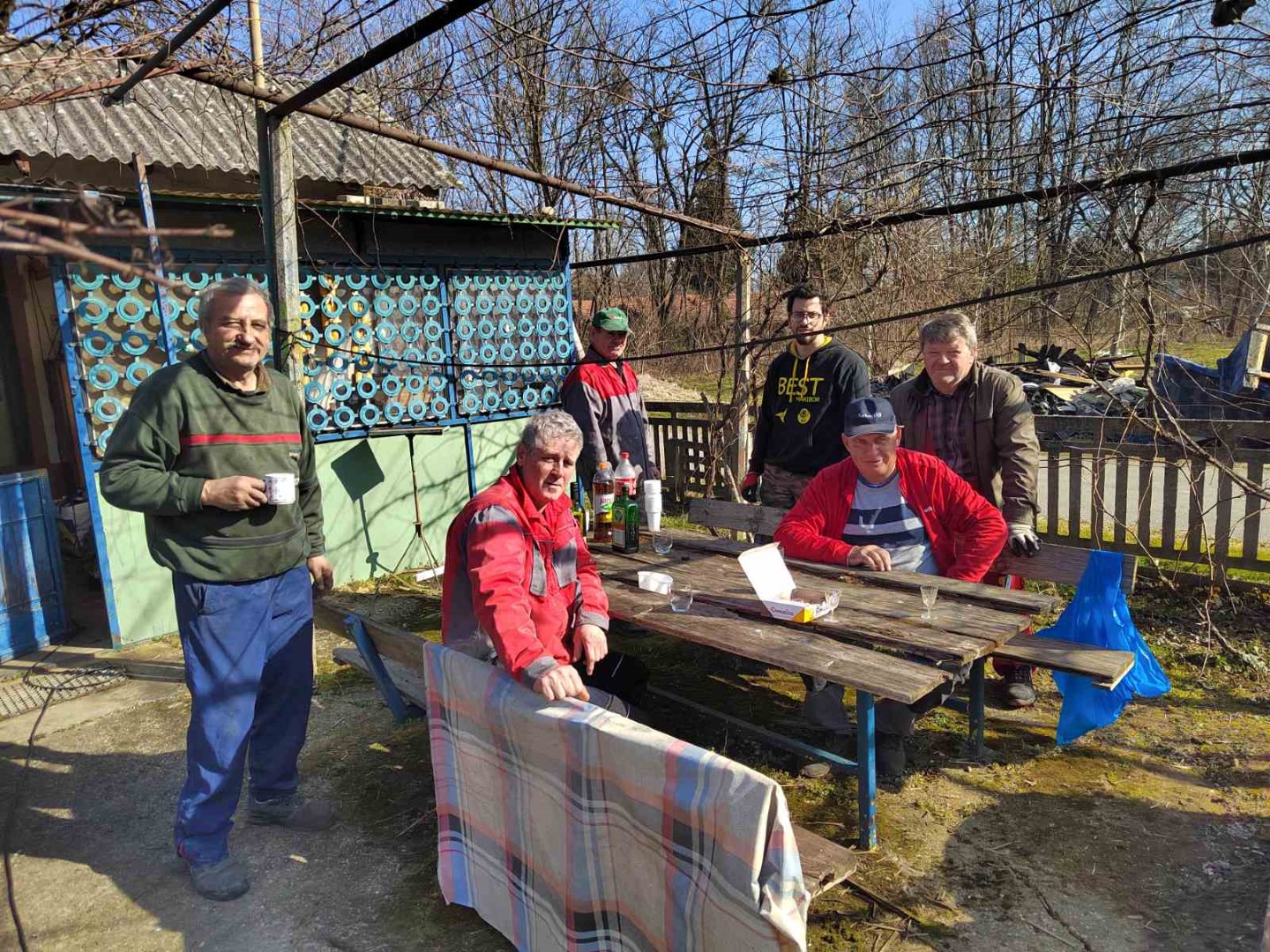 Obitelj Štefanič – Žabnik, izgorjela kuća (3) Obitelj Štefanič - Žabnik, izgorjela kuća (3)