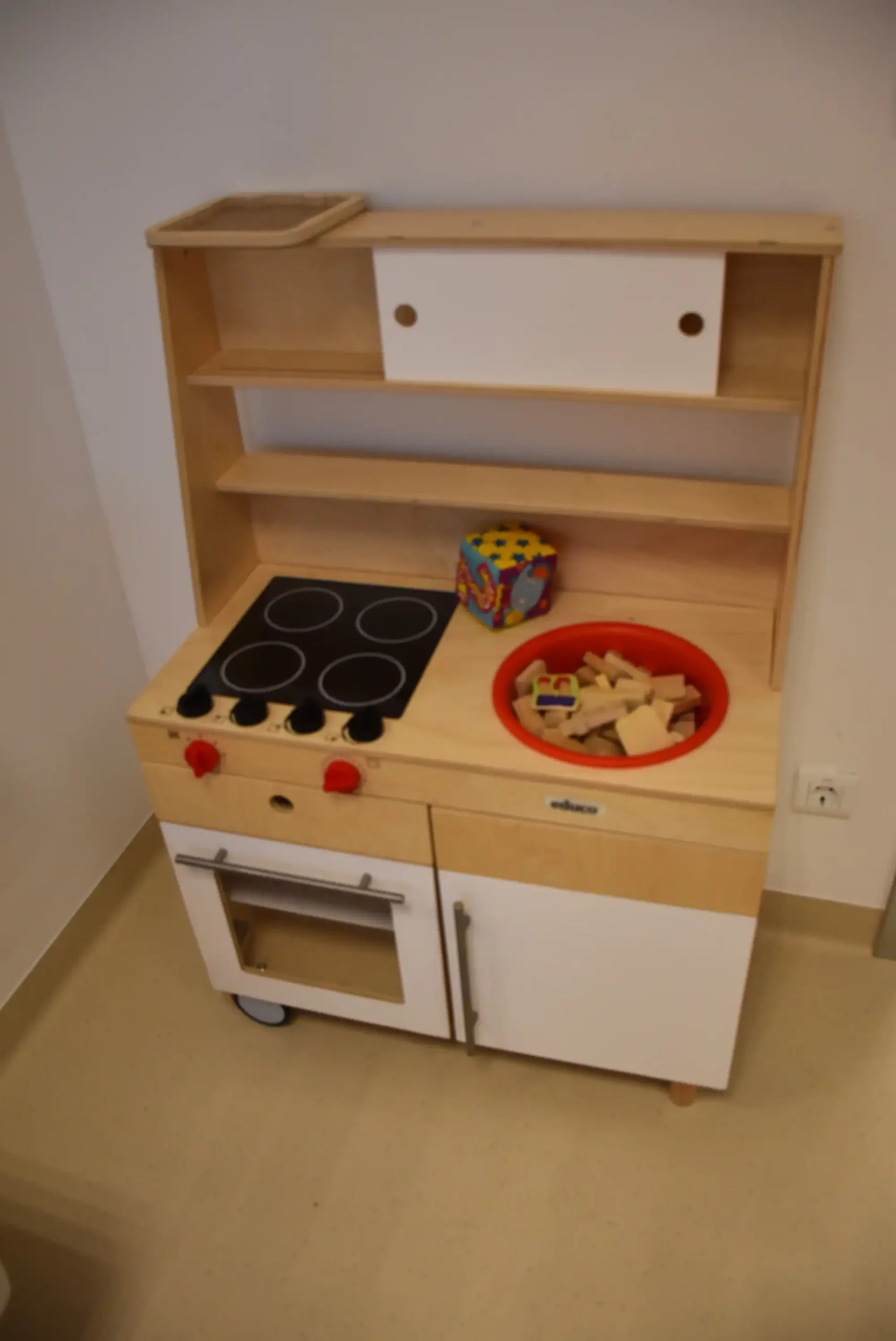 Obnovljeni Odjel Pedijatrije 2024 (22) Obnovljeni Odjel Pedijatrije 2024 (22)