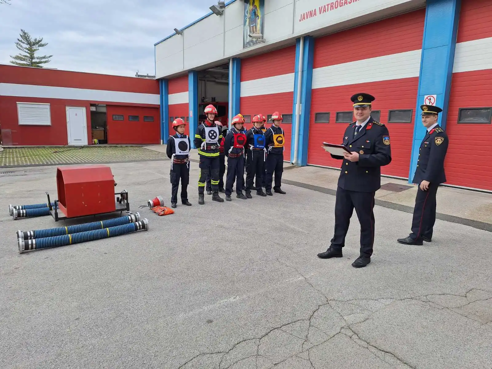 Obuka za zvanje vatrogasac Čakovec (23) Obuka za zvanje vatrogasac Čakovec (23)