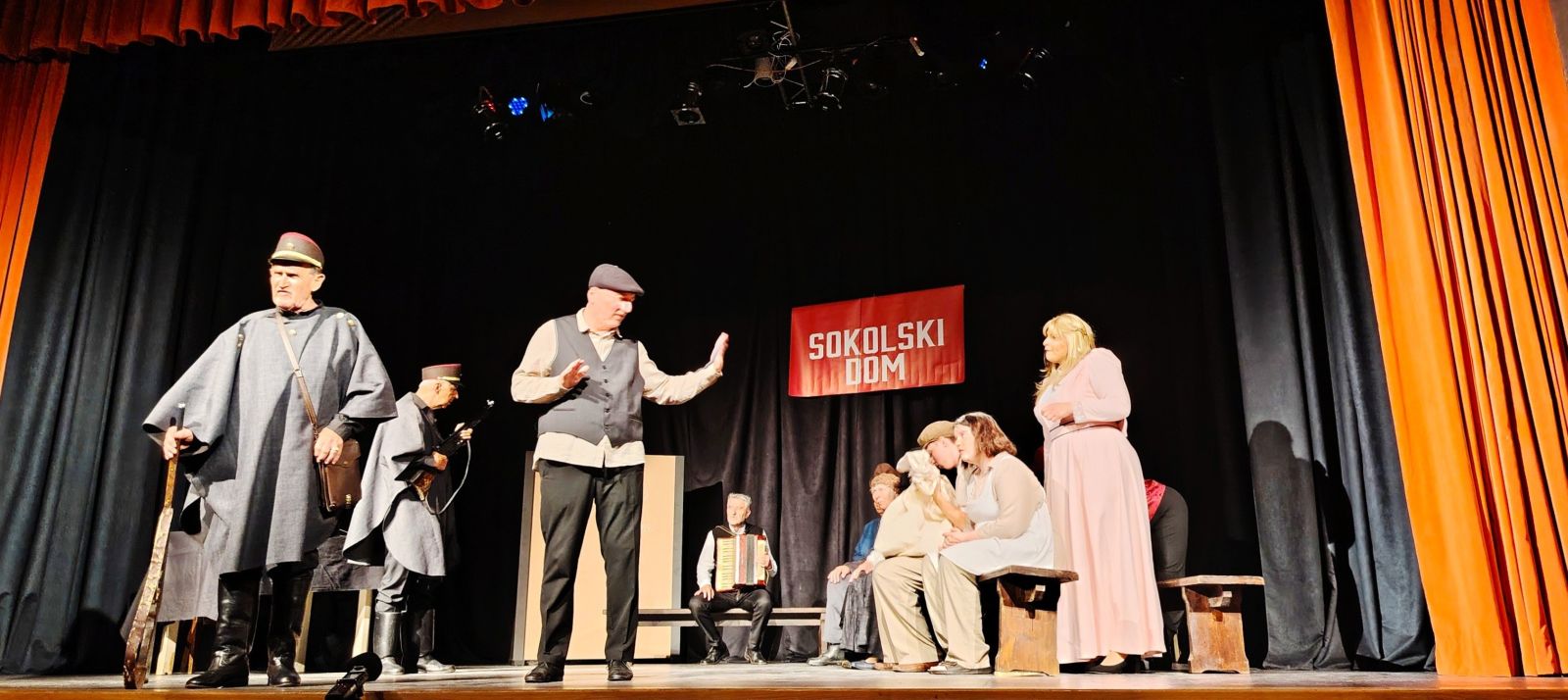 Od Murskog Središća do Vodica Globina u eliti hrvatskog amaterskog kazališta (23)