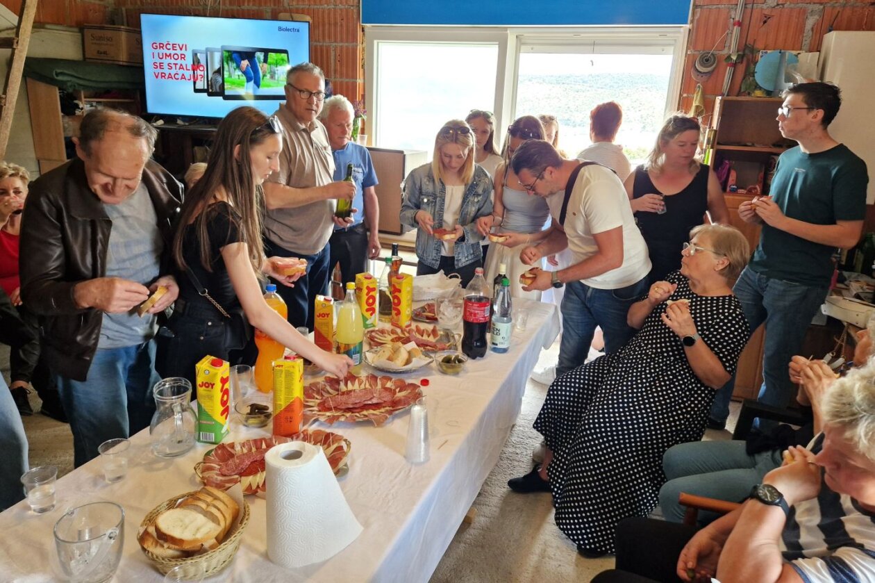 Od Murskog Središća do Vodica Globina u eliti hrvatskog amaterskog kazališta (42)