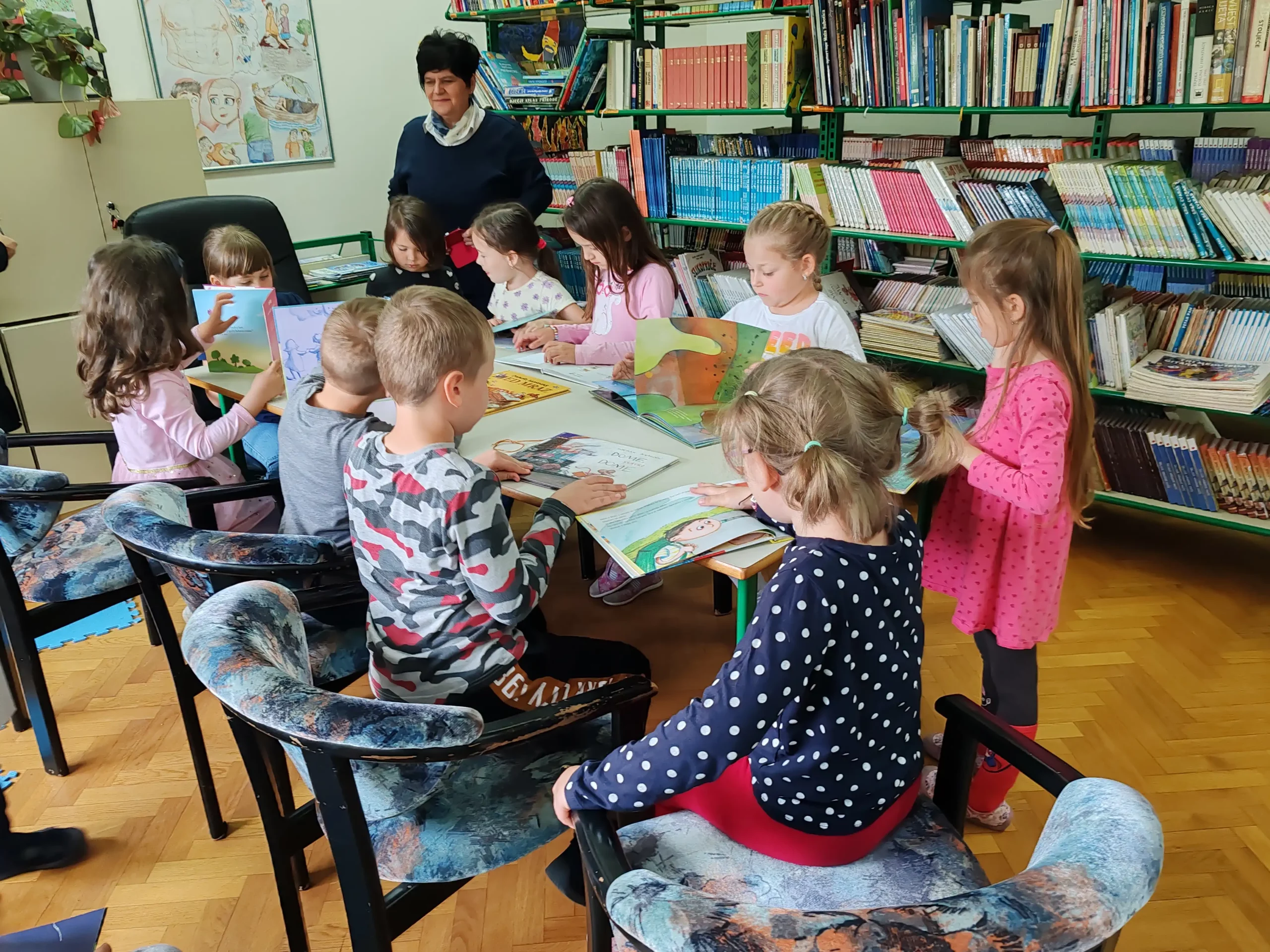 Od vrtića do škole, dobri susjedi se vole i dalje (2) Od vrtića do škole, dobri susjedi se vole i dalje (2)