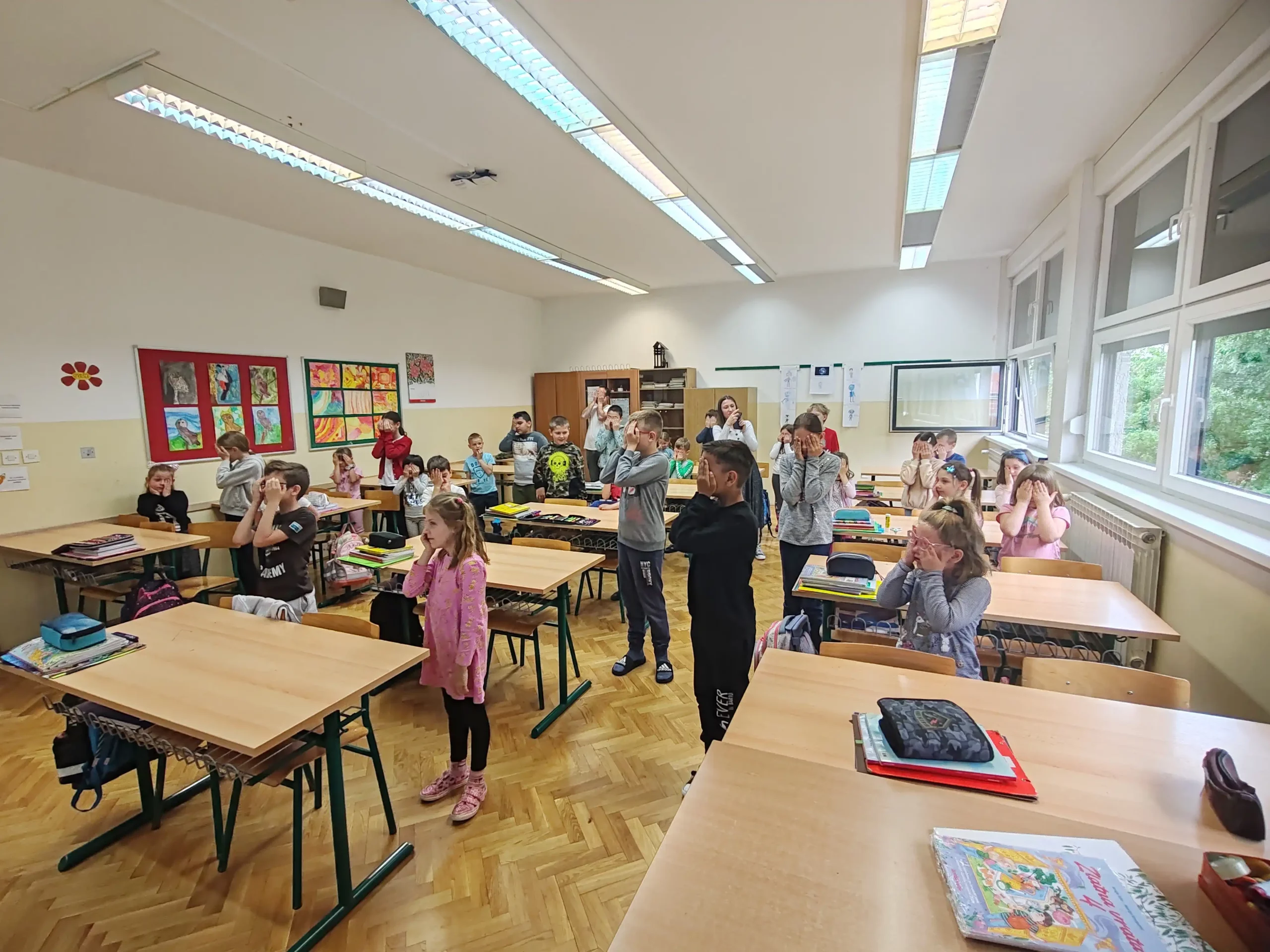 Od vrtića do škole, dobri susjedi se vole i dalje (7) Od vrtića do škole, dobri susjedi se vole i dalje (7)