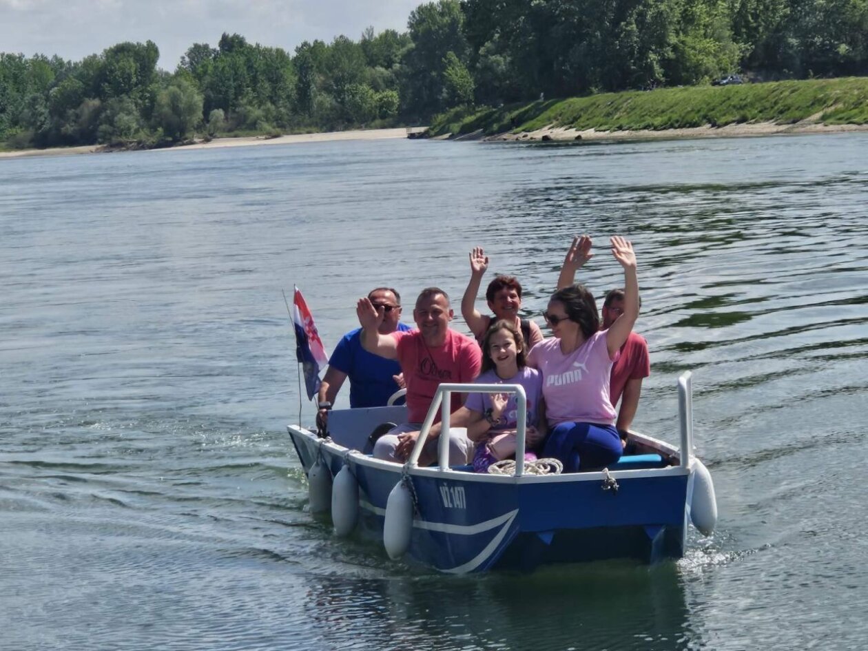 Održana 16. Smotra dravskih plovila u Donjoj Dubravi (15)