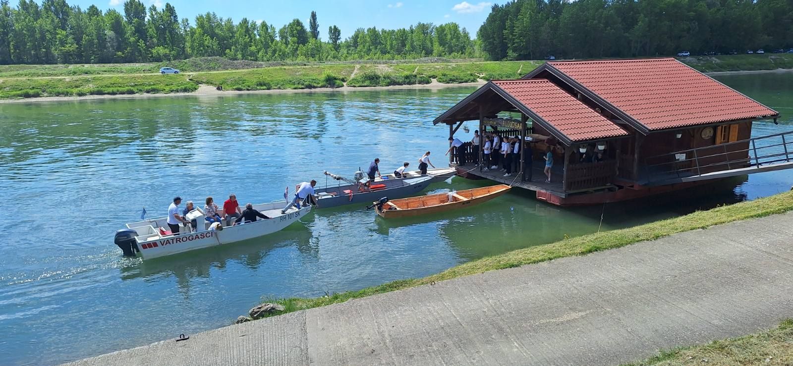 Održana 16. Smotra dravskih plovila u Donjoj Dubravi (20)