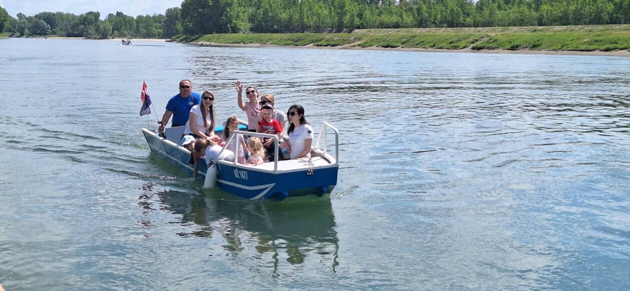 Održana 16. Smotra dravskih plovila u Donjoj Dubravi (21)