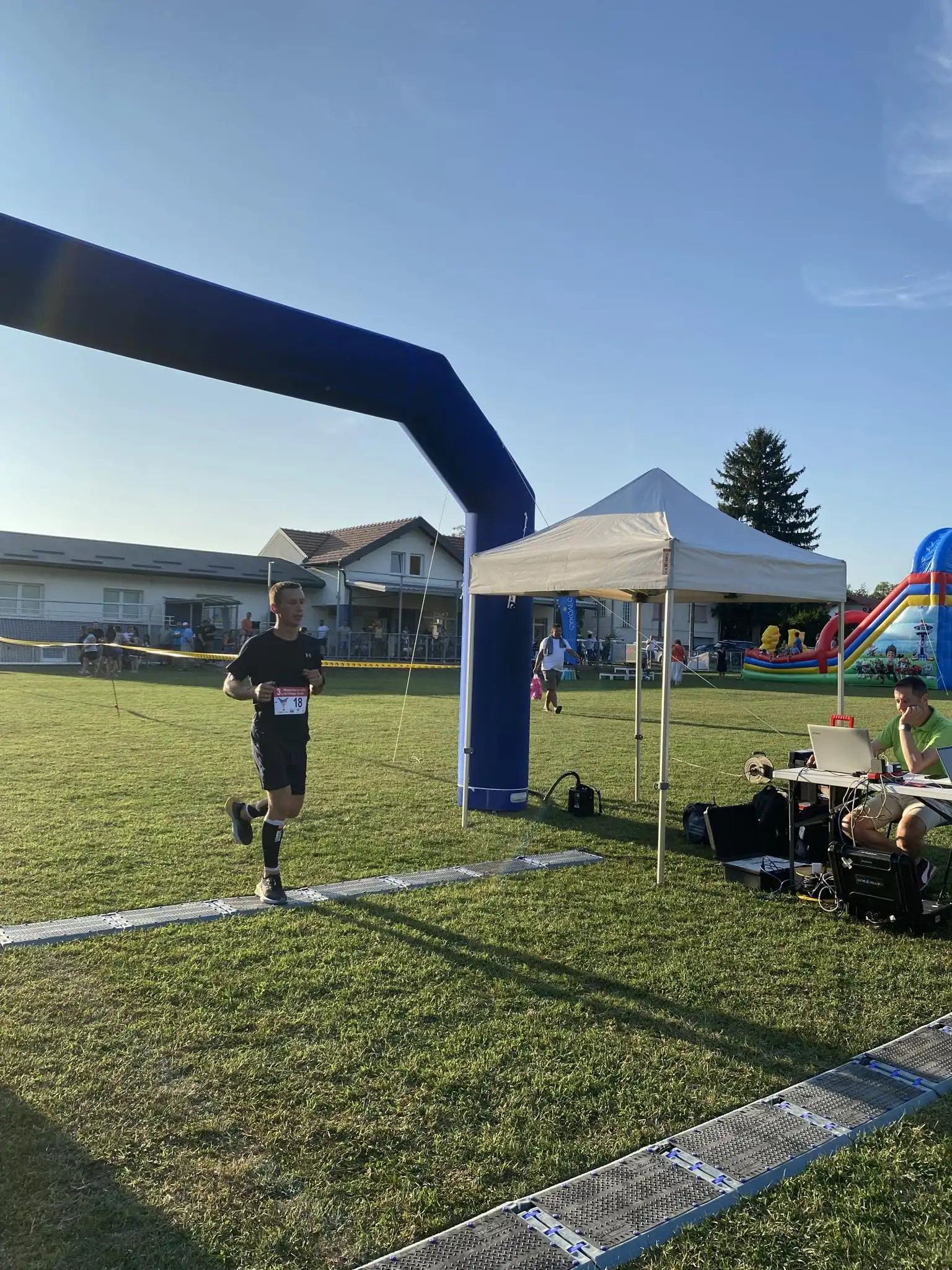 Održana Humanitarna utrka u Mačkovcu s ciljem pomoći osobama sa Sindrom Down (13) Održana Humanitarna utrka u Mačkovcu s ciljem pomoći osobama sa Sindrom Down (13)