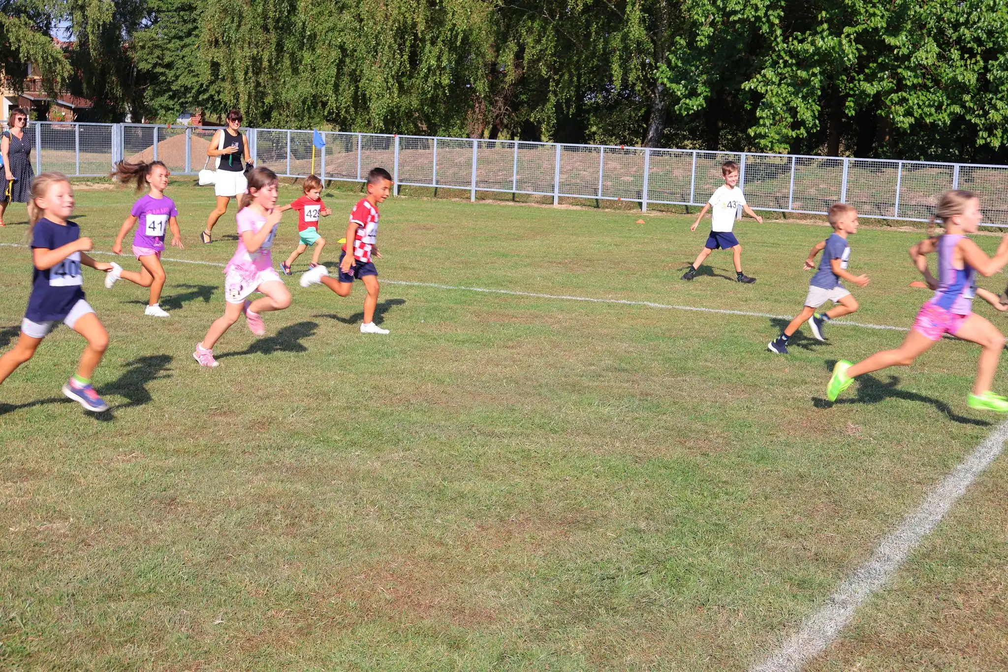 Održana Humanitarna utrka u Mačkovcu s ciljem pomoći osobama sa Sindrom Down (7) Održana Humanitarna utrka u Mačkovcu s ciljem pomoći osobama sa Sindrom Down (7)