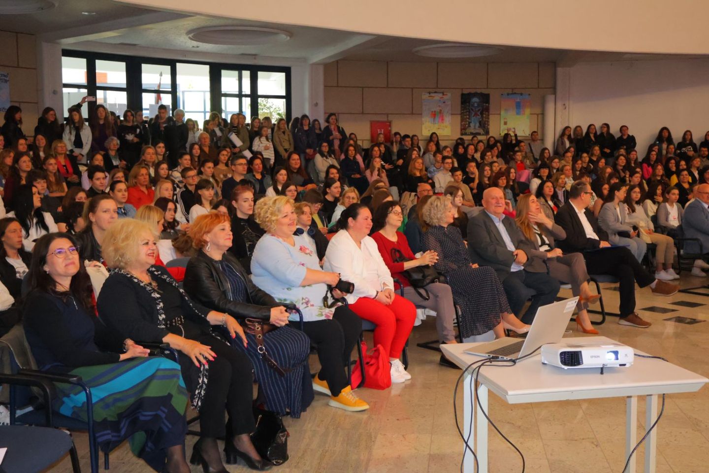 Održana nacionalna završnica natjecanja ‘Čitanjem do zvijezda’ (13)