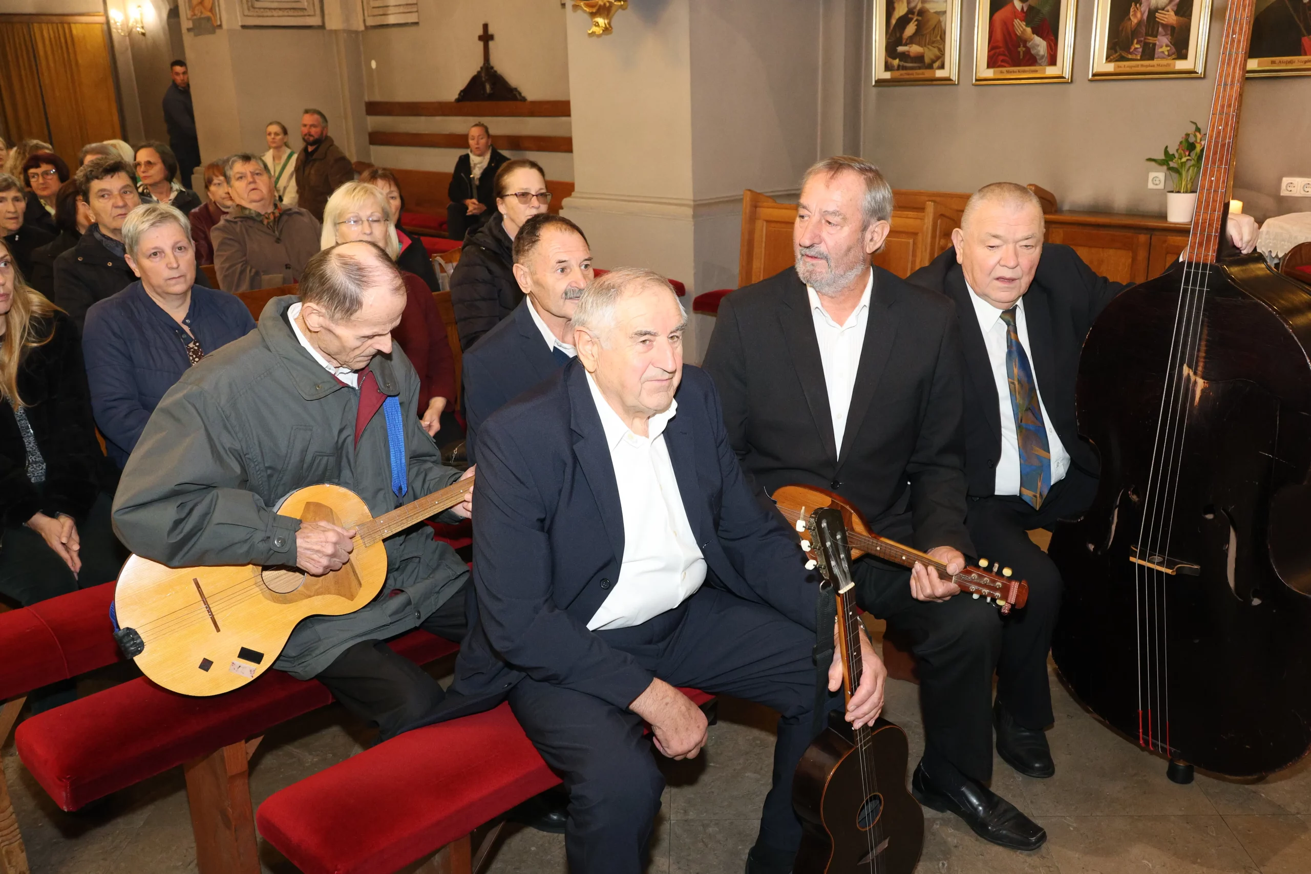 Održana svečana misa za 80-godišnjake u Prelogu 2024 (28) Održana svečana misa za 80-godišnjake u Prelogu 2024 (28)