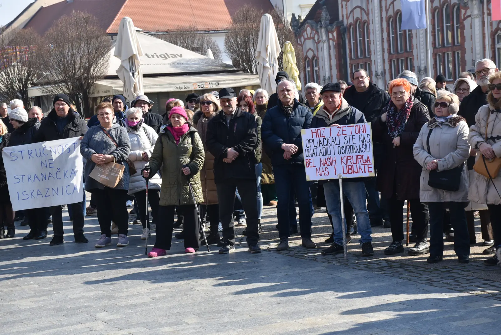 Okupljanje, bolnica, prosvjed, 22.2.2025 (42)