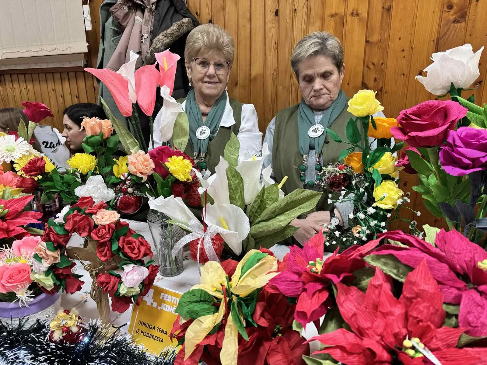 Opcina Dekanovec i Podturen zajedno s predsjednicom KUD-a Dekanovec, Lucijom Tomašek zapalili trecu adventsku svijecu (16) Opcina Dekanovec i Podturen zajedno s predsjednicom KUD-a Dekanovec, Lucijom Tomašek zapalili trecu adventsku svijecu (16)