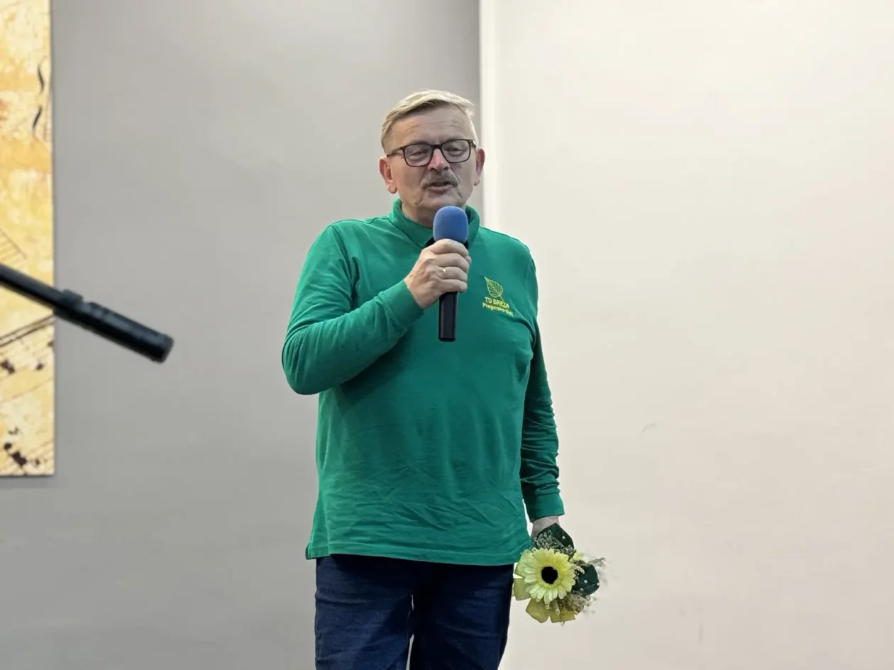 Opcina Dekanovec i Podturen zajedno s predsjednicom KUD-a Dekanovec, Lucijom Tomašek zapalili trecu adventsku svijecu (9)