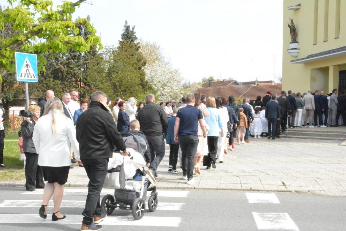Općina Donja Dubrava prva pričest Župa sv. Margarete (17)