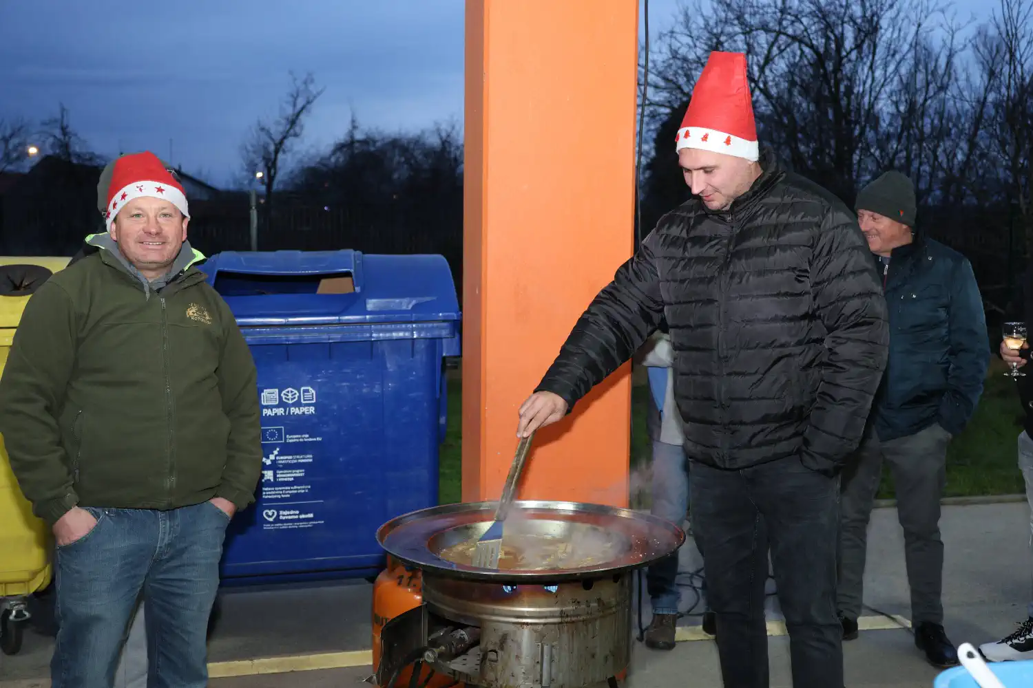Općina Kotoriba advent, božićni sajam i trka 2024 (11) Općina Kotoriba advent, božićni sajam i trka 2024 (11)