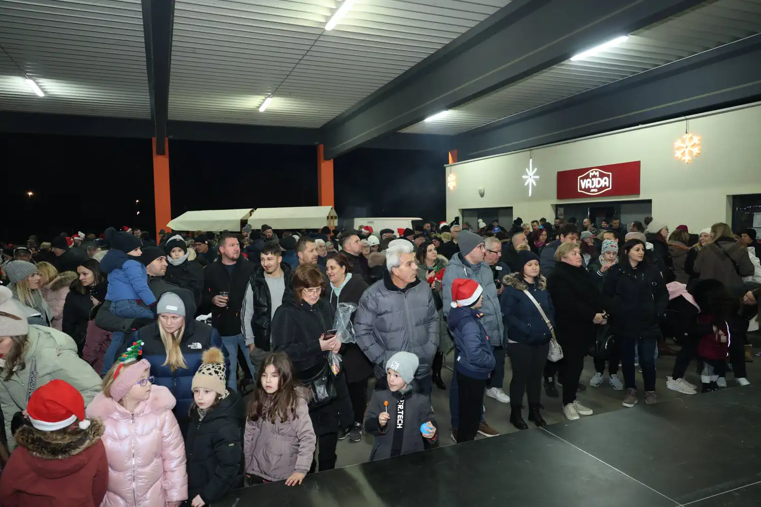 Općina Kotoriba advent, božićni sajam i trka 2024 (21) Općina Kotoriba advent, božićni sajam i trka 2024 (21)