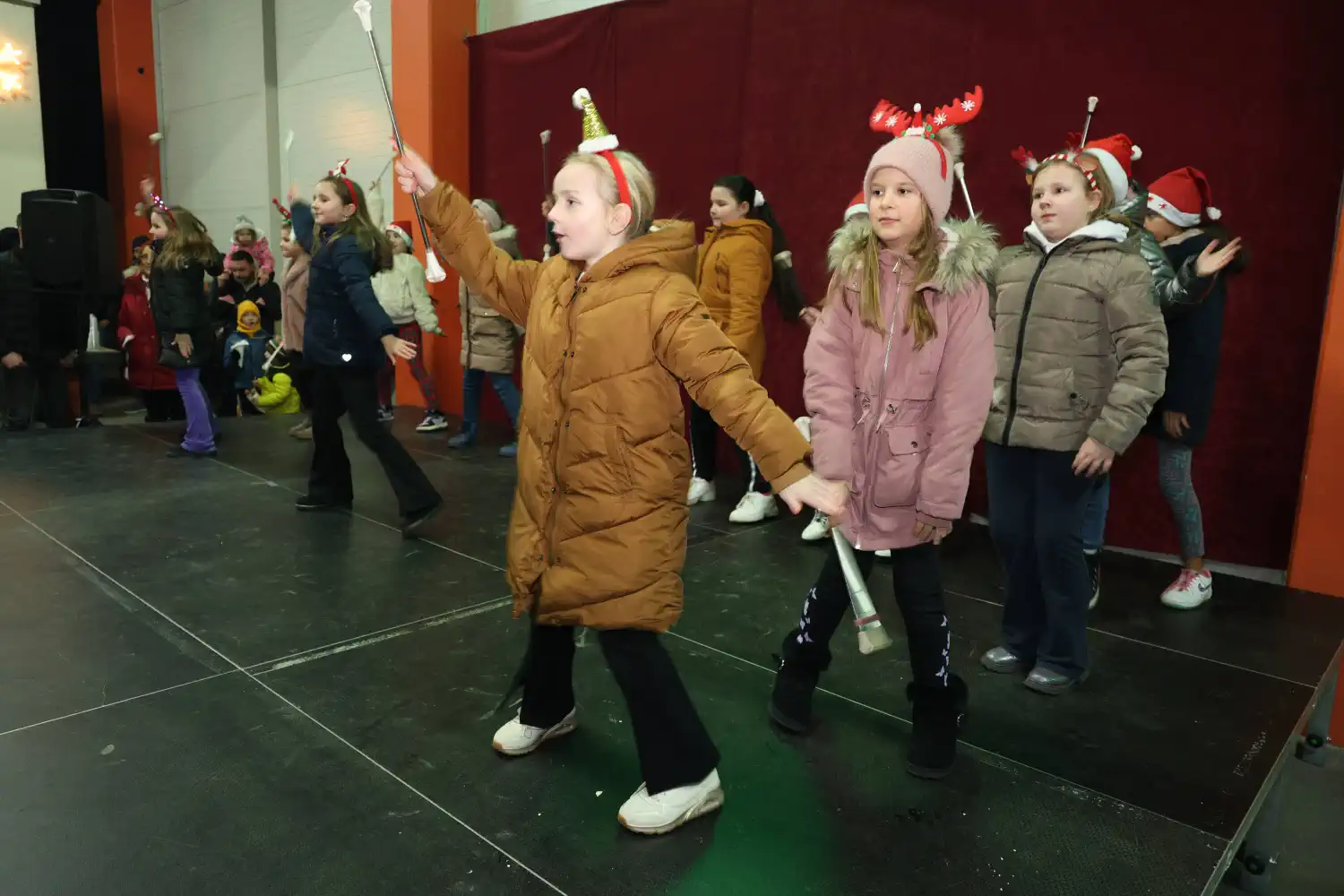Općina Kotoriba advent, božićni sajam i trka 2024 (51) Općina Kotoriba advent, božićni sajam i trka 2024 (51)