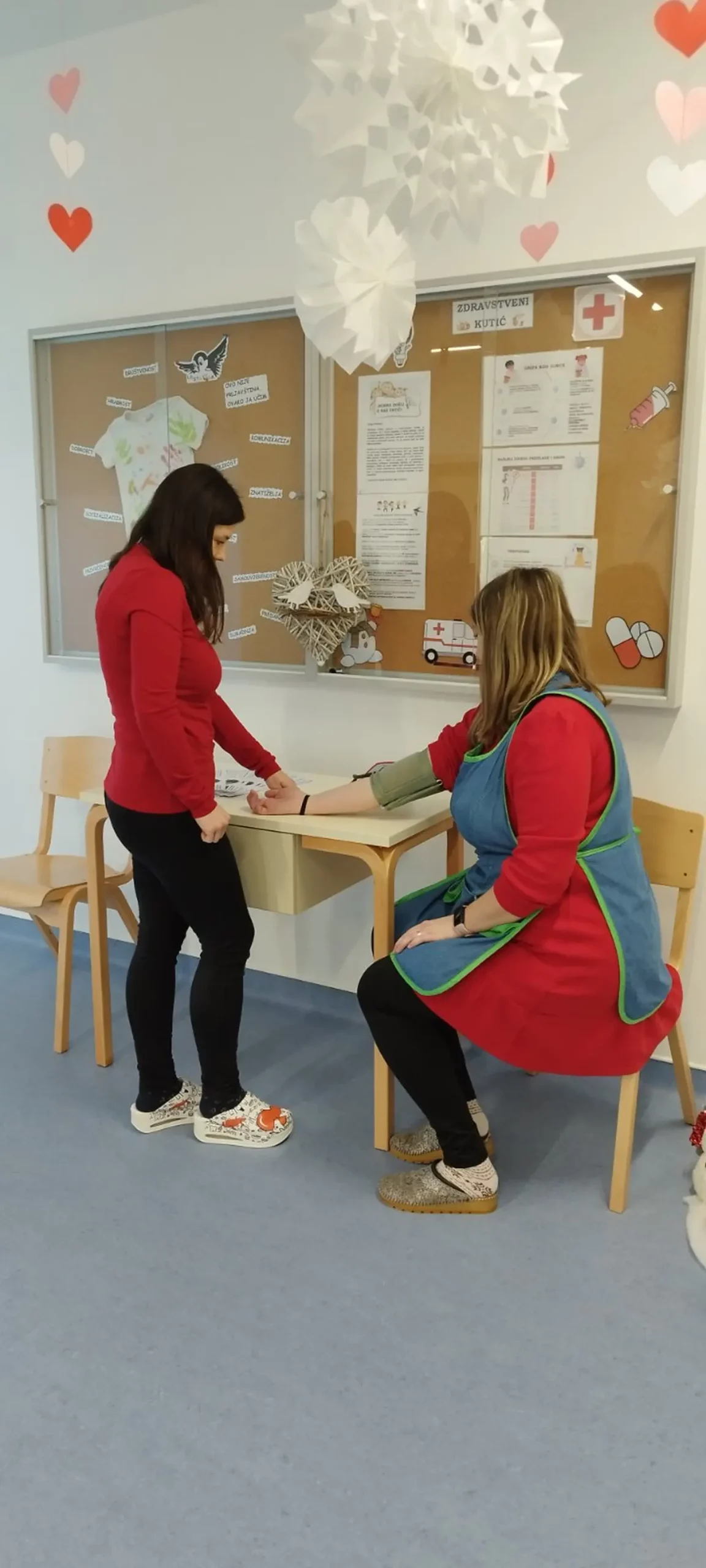 Općina Nedelišće – Obilježavanje Dana crvenih haljina u DV Zvončić (2) Općina Nedelišće – Obilježavanje Dana crvenih haljina u DV Zvončić (2)