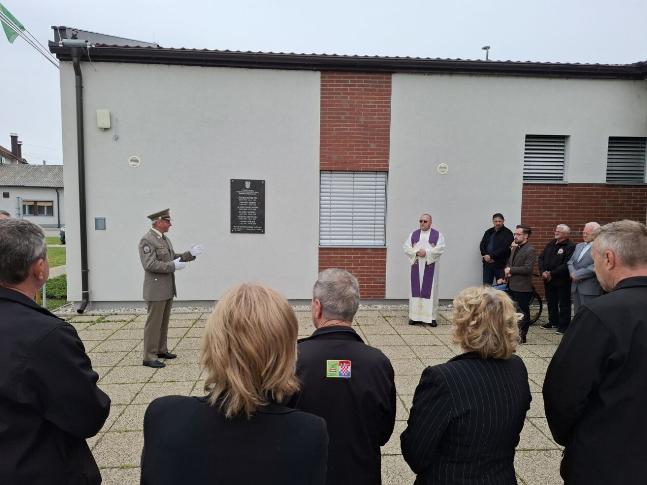 Općina Nedelišće obilježila Dan državnosti u miru i sjećanju (7) Općina Nedelišće obilježila Dan državnosti u miru i sjećanju (7)