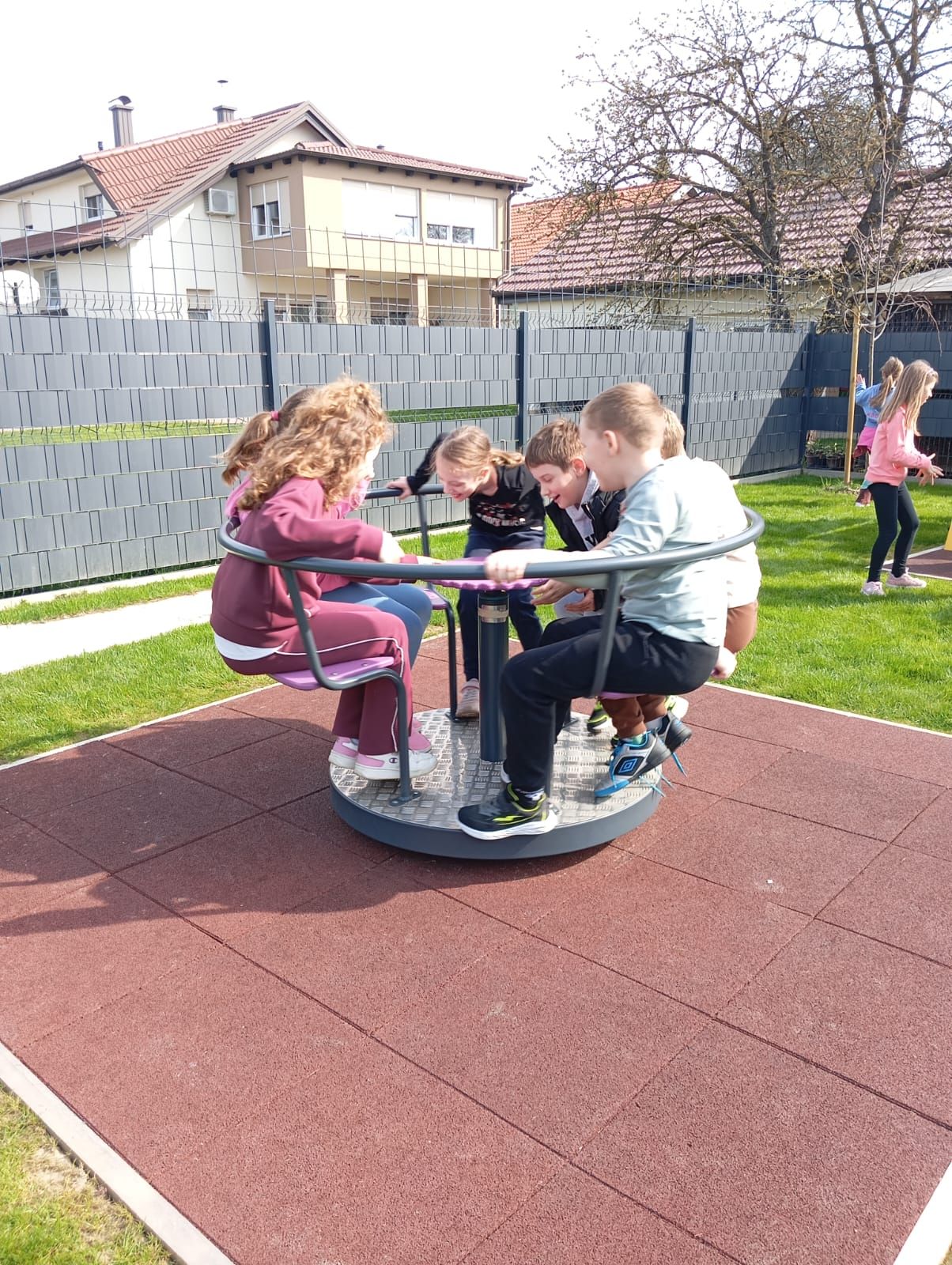 Općina Strahoninec – dječje igralište (10) Općina Strahoninec – dječje igralište (10)