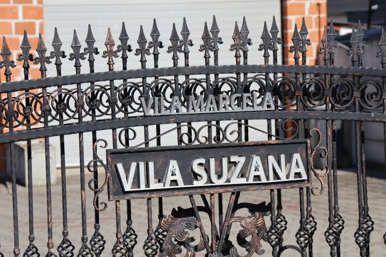 Orehovica, Kruno Vuk, Romsko naselje (14) Orehovica, Kruno Vuk, Romsko naselje (14)