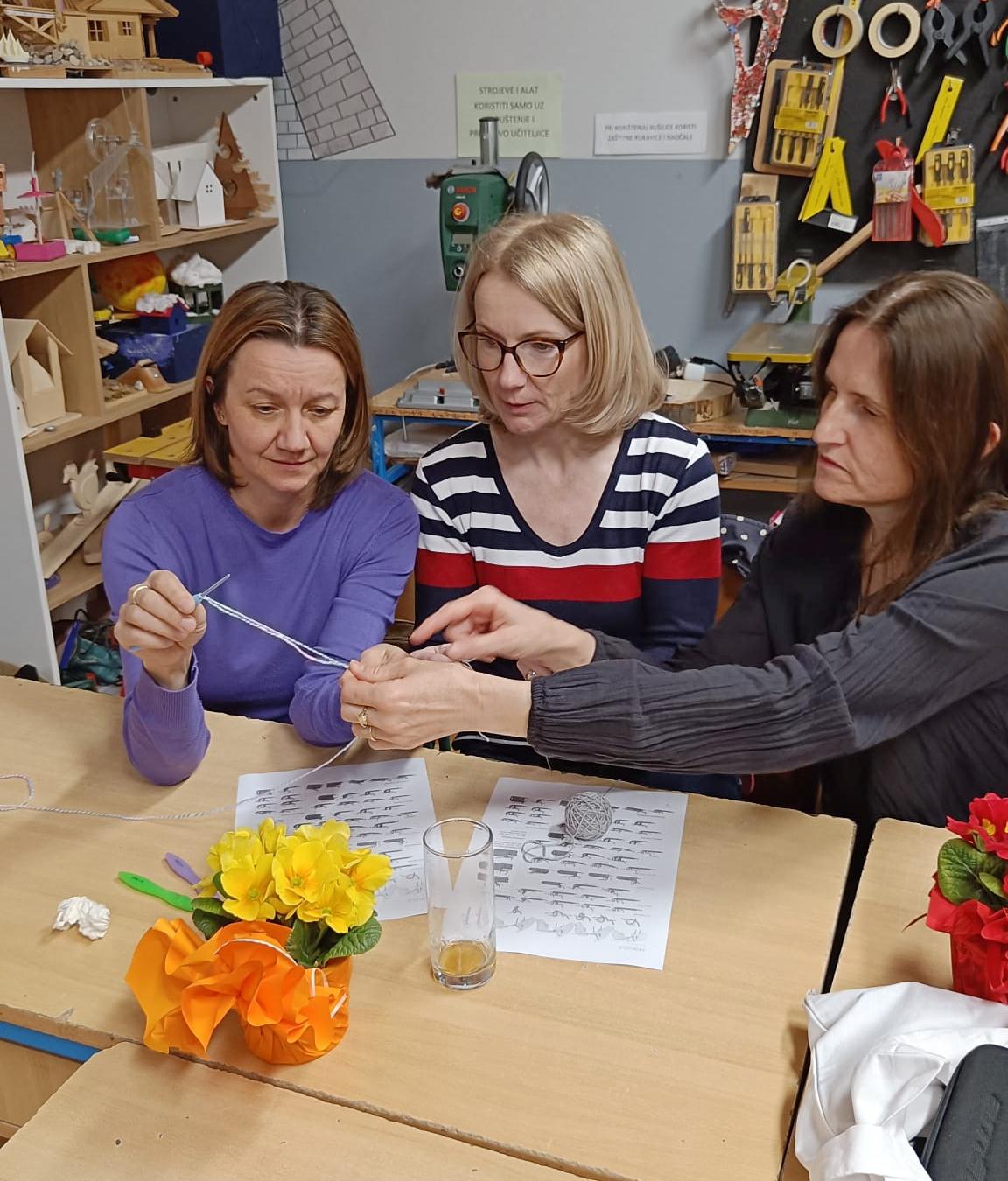 Osnovna škola Domašinec (7) Osnovna škola Domašinec (7)