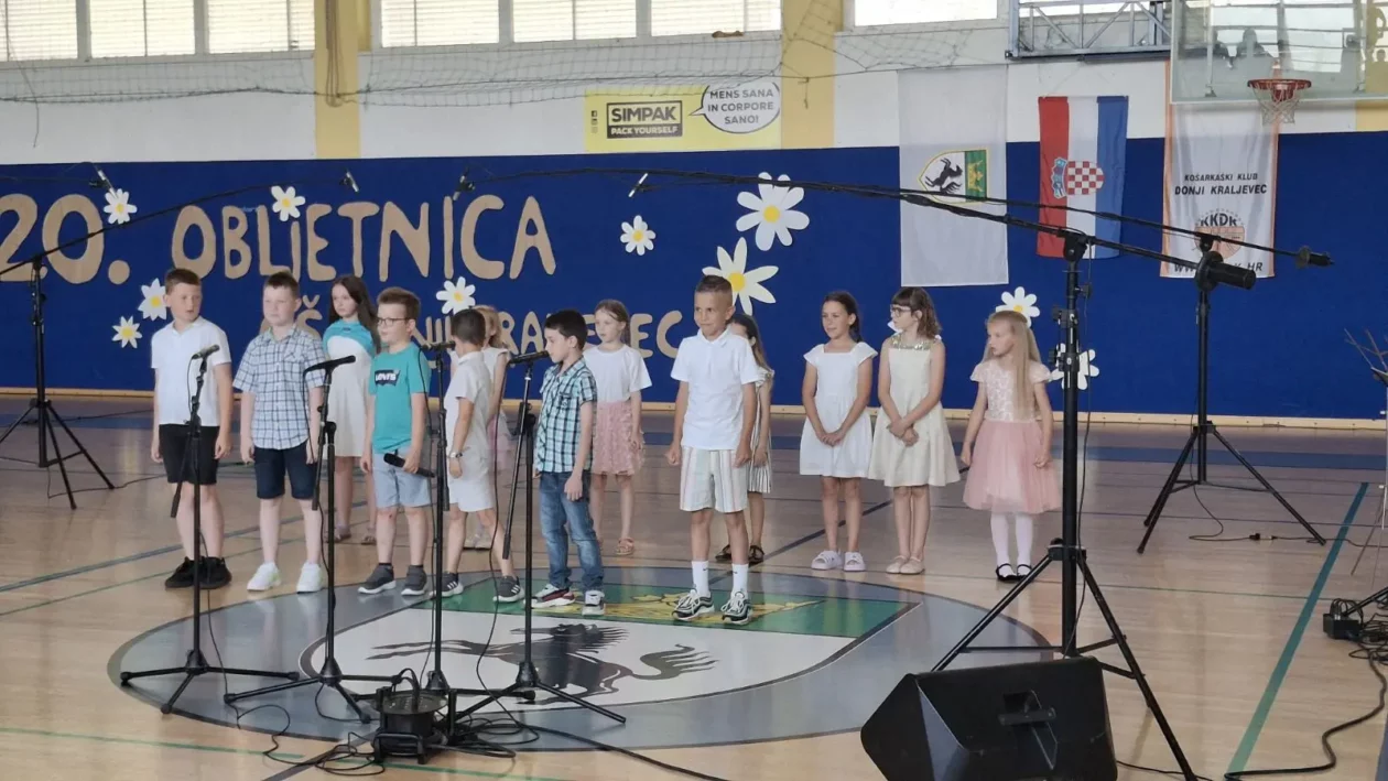 Osnovna škola Donji Kraljevec, 20. obljetnica (35) Osnovna škola Donji Kraljevec, 20. obljetnica (35)