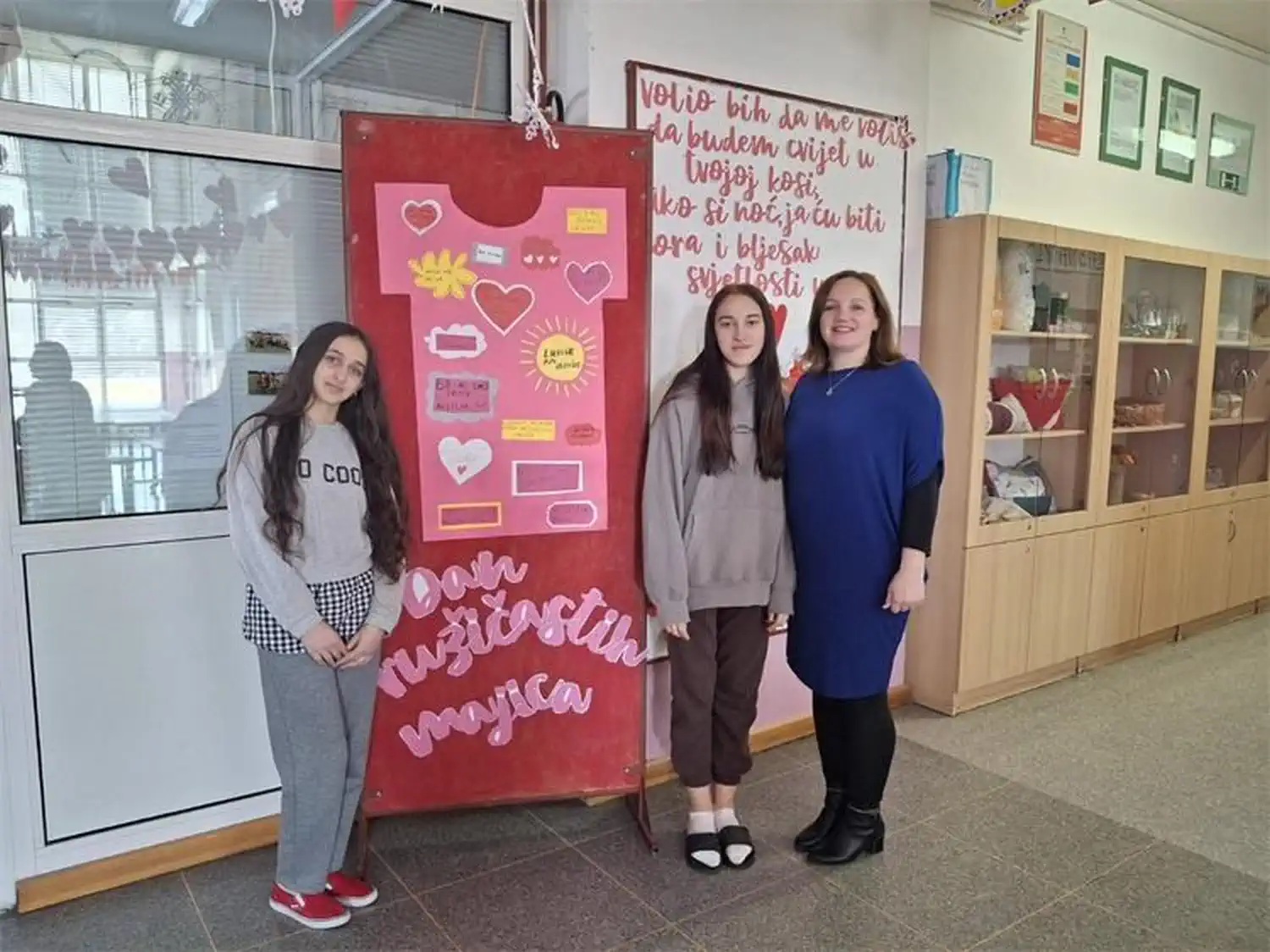 Osnovna škola Kuršanec obilježila Dan ružičastih majica 2025 (7) Osnovna škola Kuršanec obilježila Dan ružičastih majica 2025 (7)