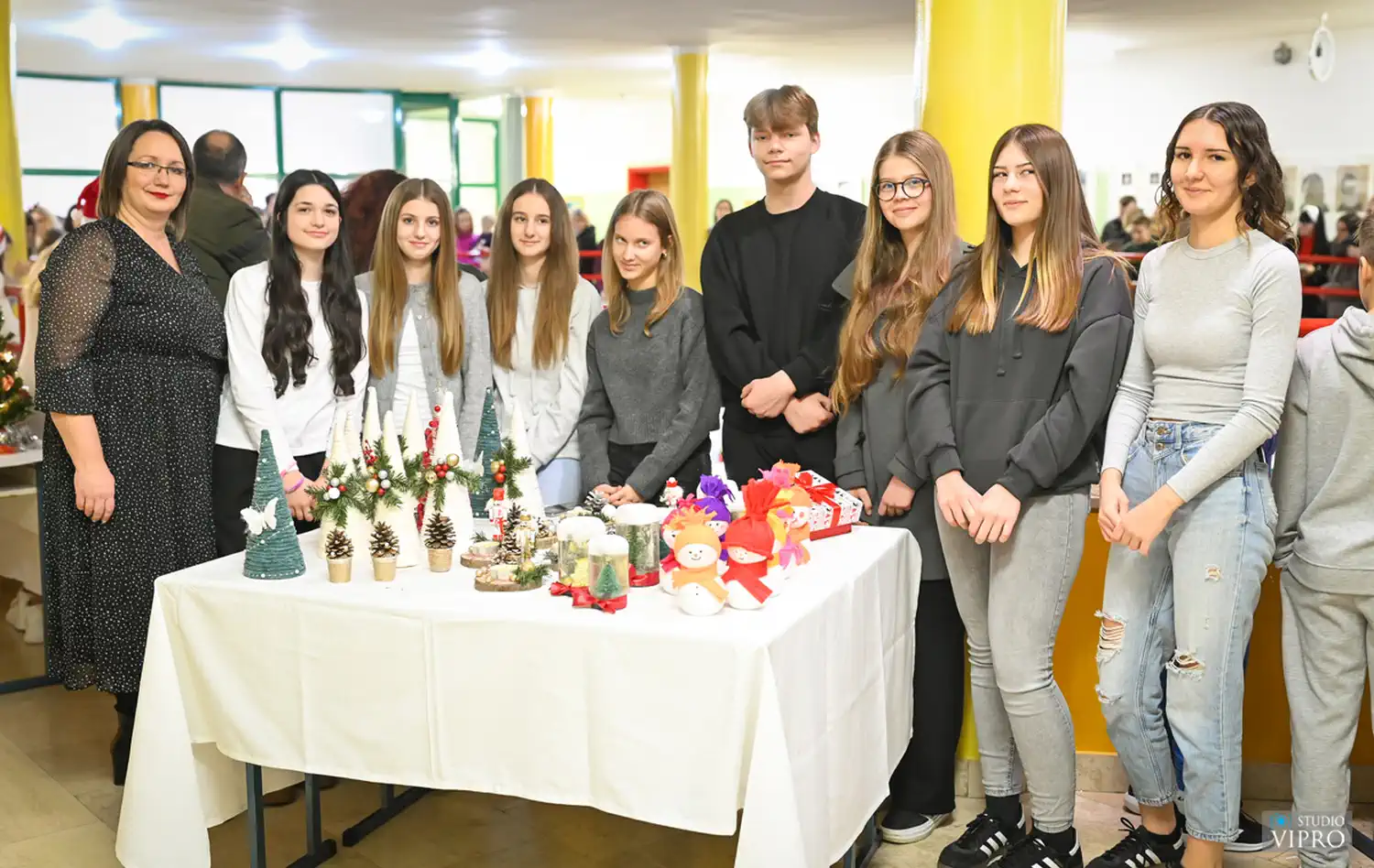 Osnovna škola Prelog donijela blagdanski ugođaj uz Božićni sajam (13)