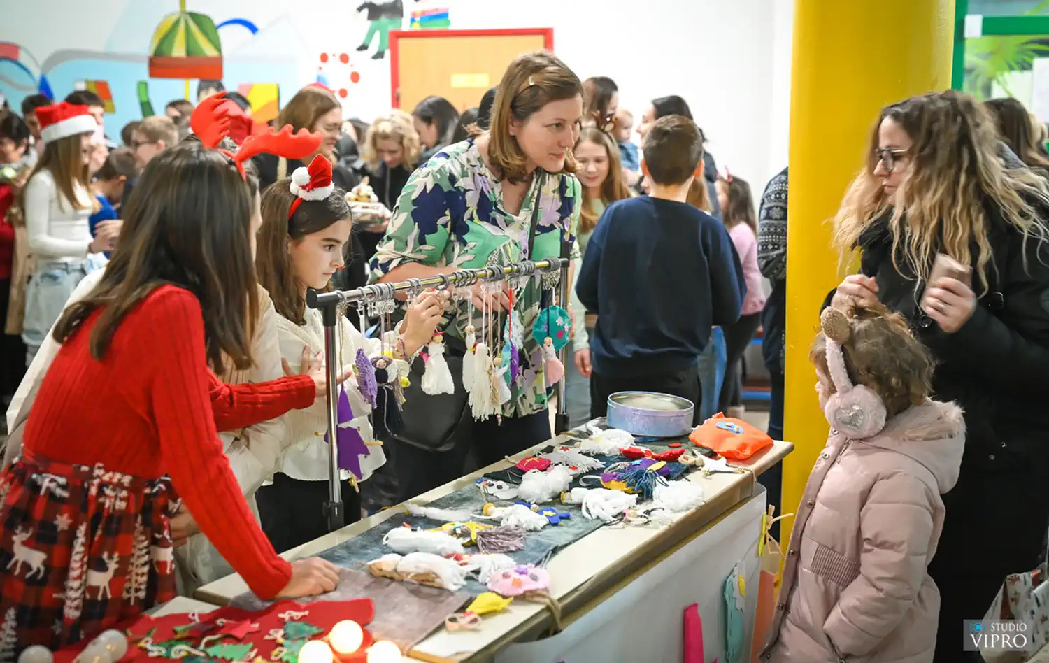 Osnovna škola Prelog donijela blagdanski ugođaj uz Božićni sajam (19)