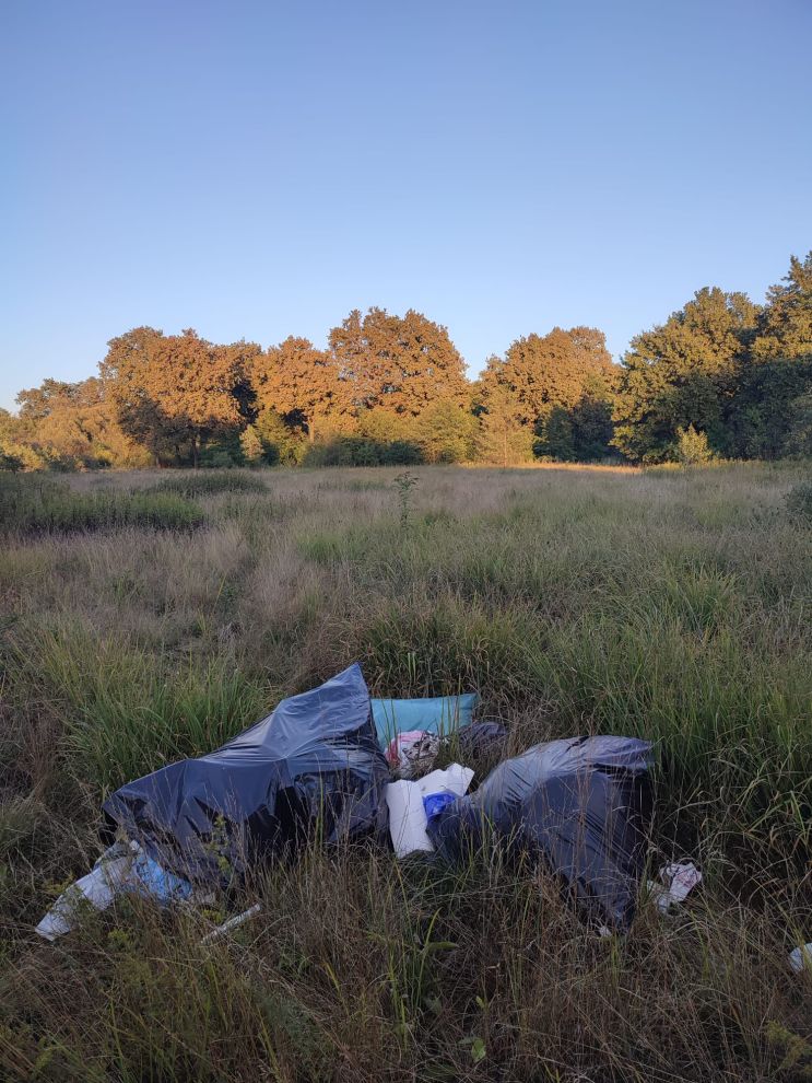 Ostavljeno smeće u Dunjkovcu (6)