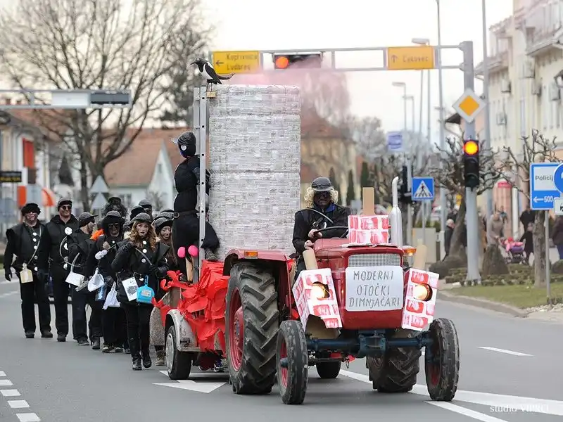 Otok, maškare, fašnik (2) Otok, maškare, fašnik (2)