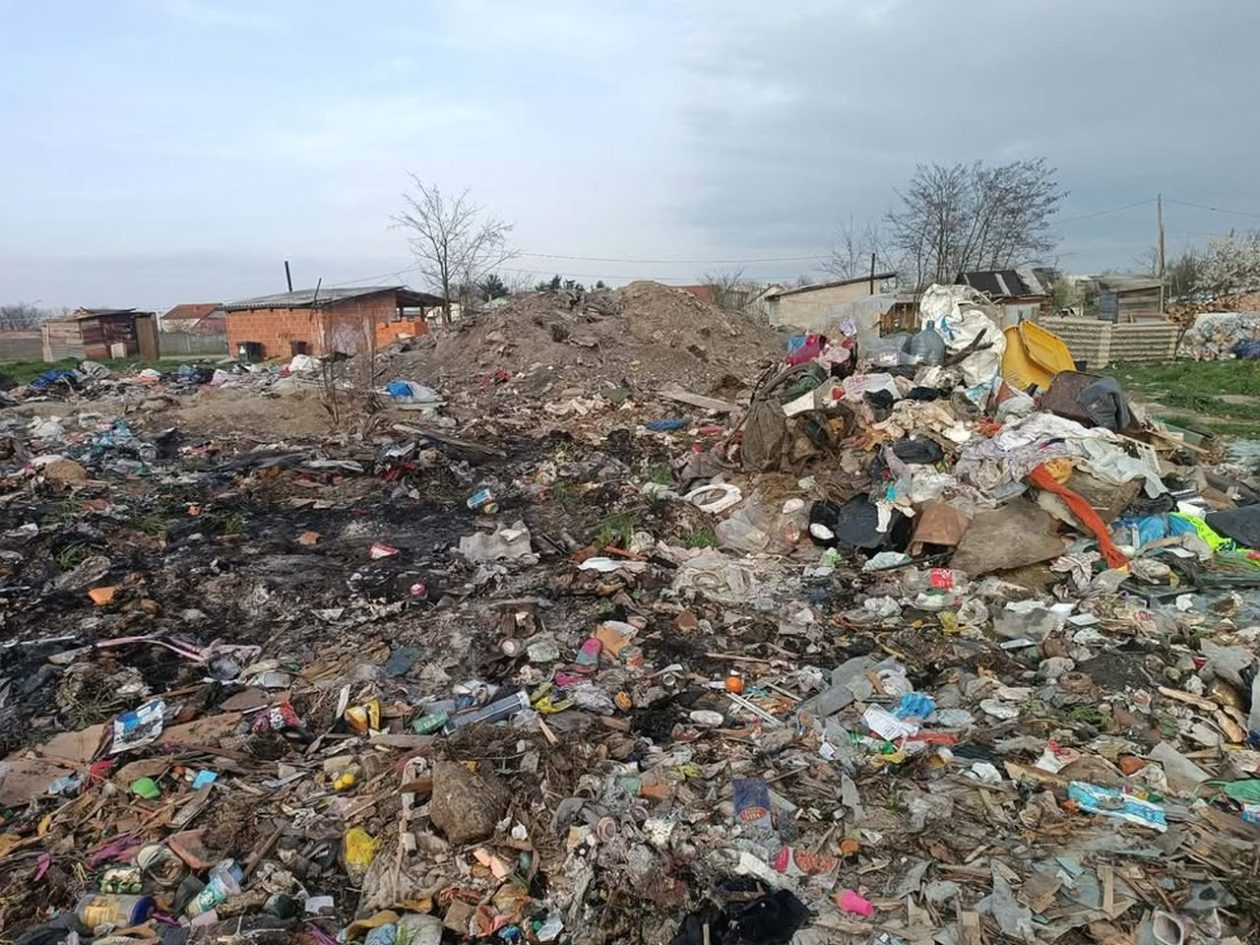 Otpad kod romskog naselja Pribislavec (3)