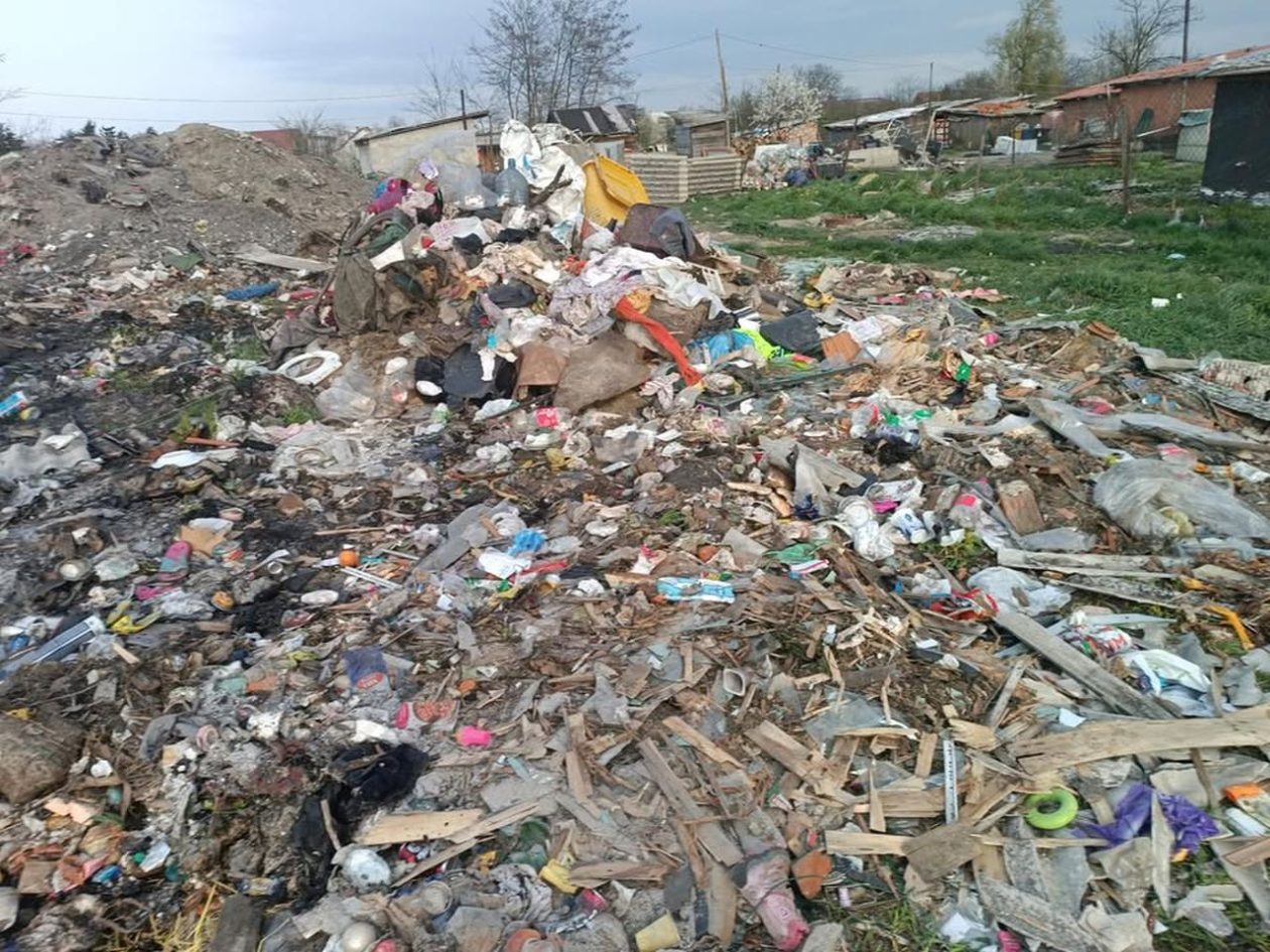 Otpad kod romskog naselja Pribislavec (5)
