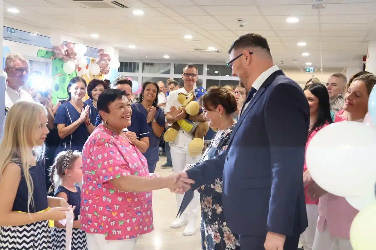 Otvoren potpuno obnovljeni Odjel pedijatrije u Županijskoj bolnici Čakovec (15) Otvoren potpuno obnovljeni Odjel pedijatrije u Županijskoj bolnici Čakovec (15)