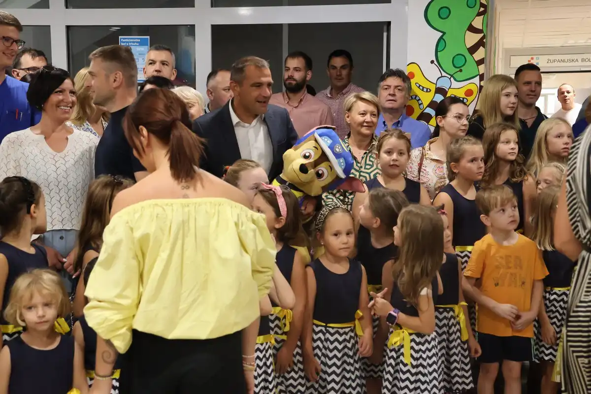 Otvoren potpuno obnovljeni Odjel pedijatrije u Županijskoj bolnici Čakovec (2) Otvoren potpuno obnovljeni Odjel pedijatrije u Županijskoj bolnici Čakovec (2)