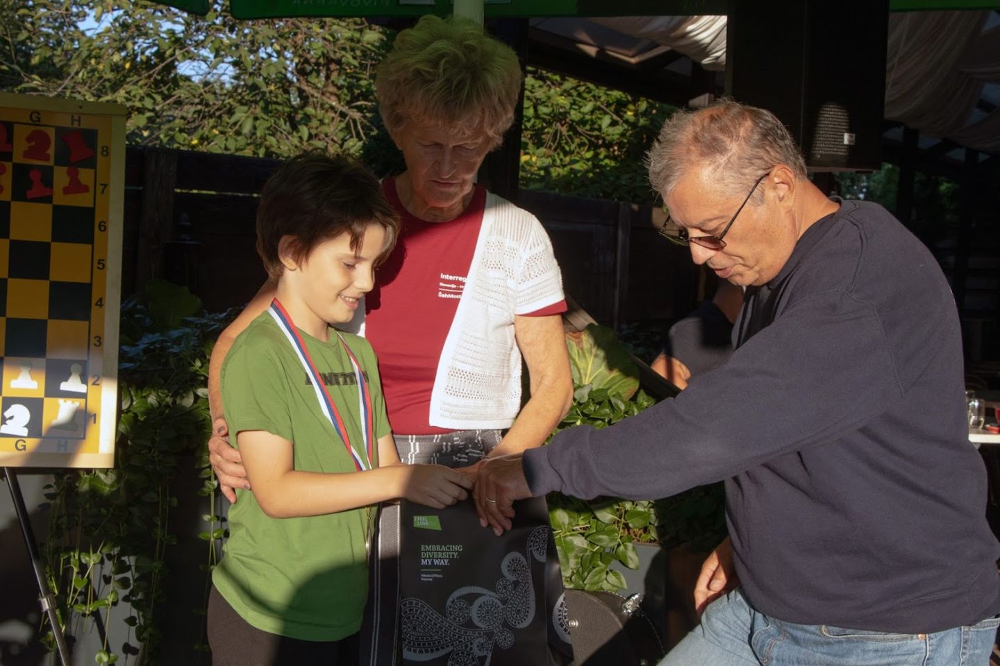 Otvoreni šahovski turnir okupio šahiste svih uzrasta u Petišovcima (4) Otvoreni šahovski turnir okupio šahiste svih uzrasta u Petišovcima (4)