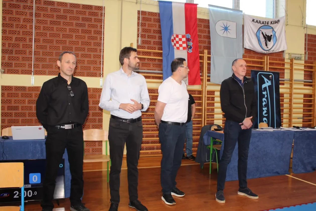 Otvorenje s uzvanicima