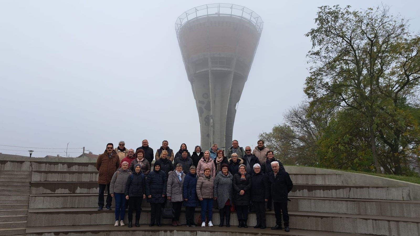 PALOVČANI U VUKOVARU Put zahvalnosti prema herojima Domovinskog rata (6) PALOVČANI U VUKOVARU Put zahvalnosti prema herojima Domovinskog rata (6)