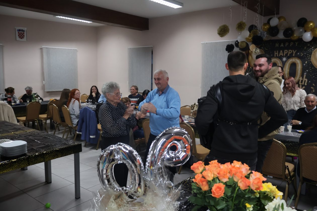 PALOVEC Marija Jurić rođendan IGH (3) PALOVEC Marija Jurić rođendan IGH (3)