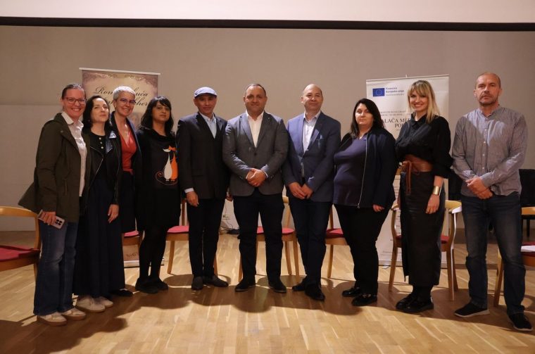 PANEL DISKUSIJA U Čakovcu održana rasprava o zapošljavanju Roma u turizmu i ugostiteljstvu (8)