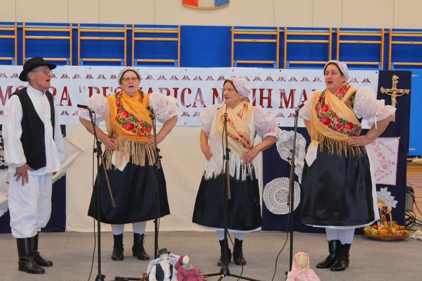 ‘PESMARICA NAŠIH MAMICA’ Smotra dokazala snagu međimurske kulturne scene (15)